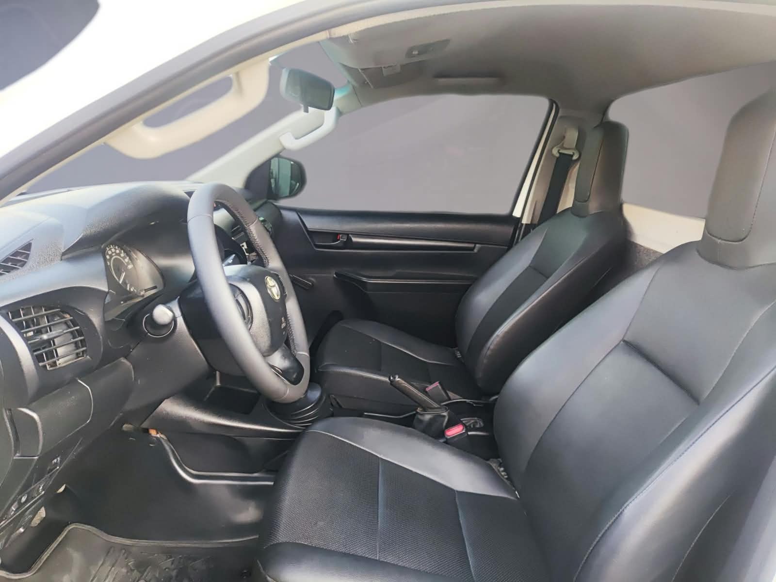 Toyota Hilux Cs 4X4 2.8 TDI Diesel Mec. - foto 7