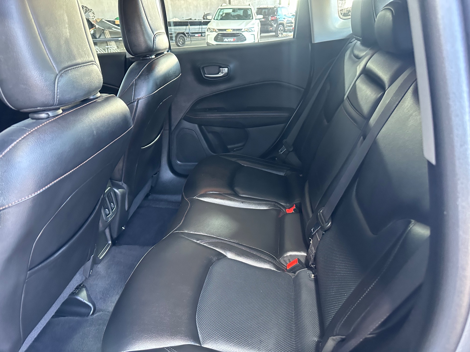 Jeep Compass Longitude 2.0 4X2 Flex 16V Aut. - foto 13
