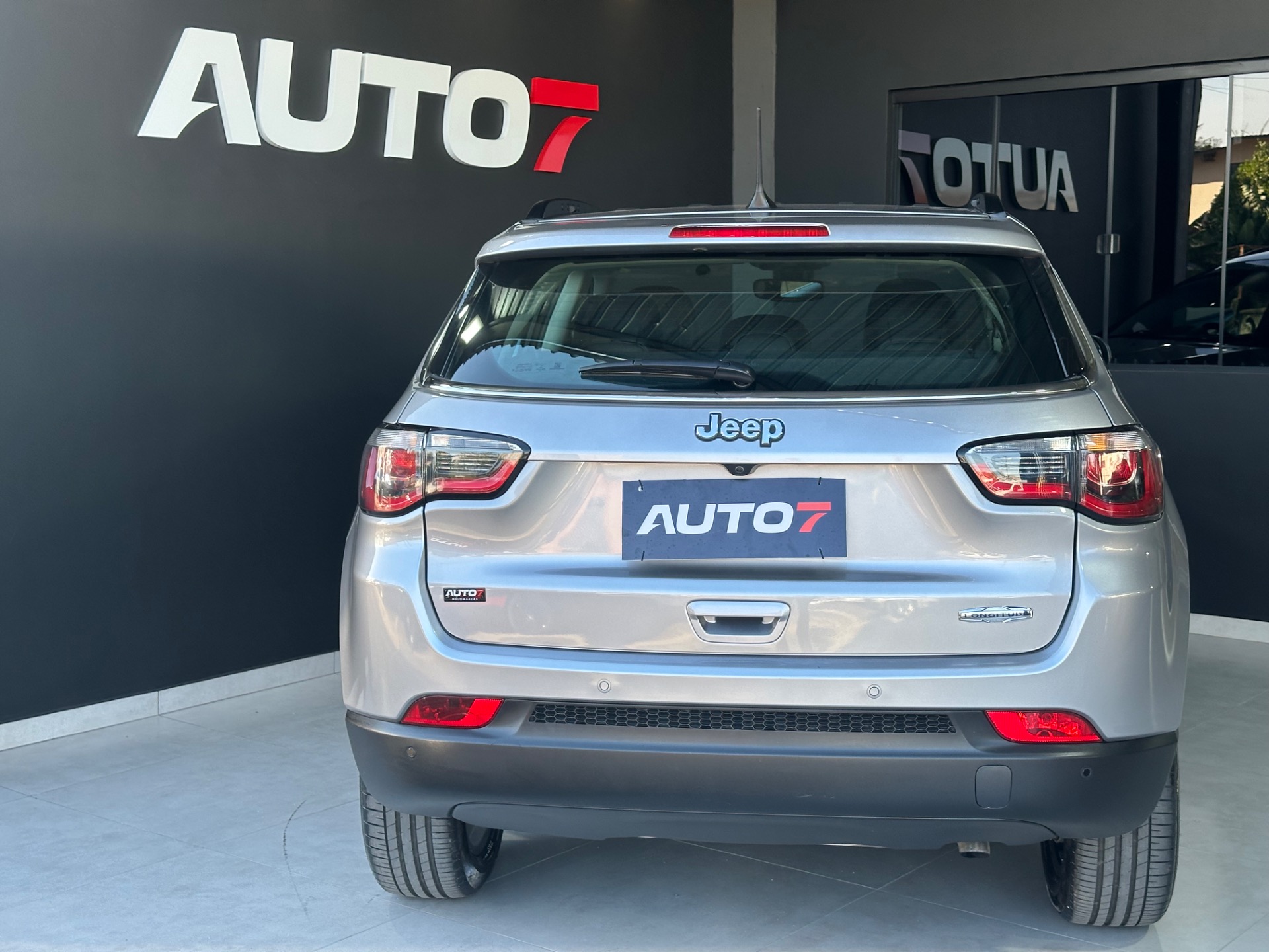 Jeep Compass Longitude 2.0 4X2 Flex 16V Aut. - foto 8