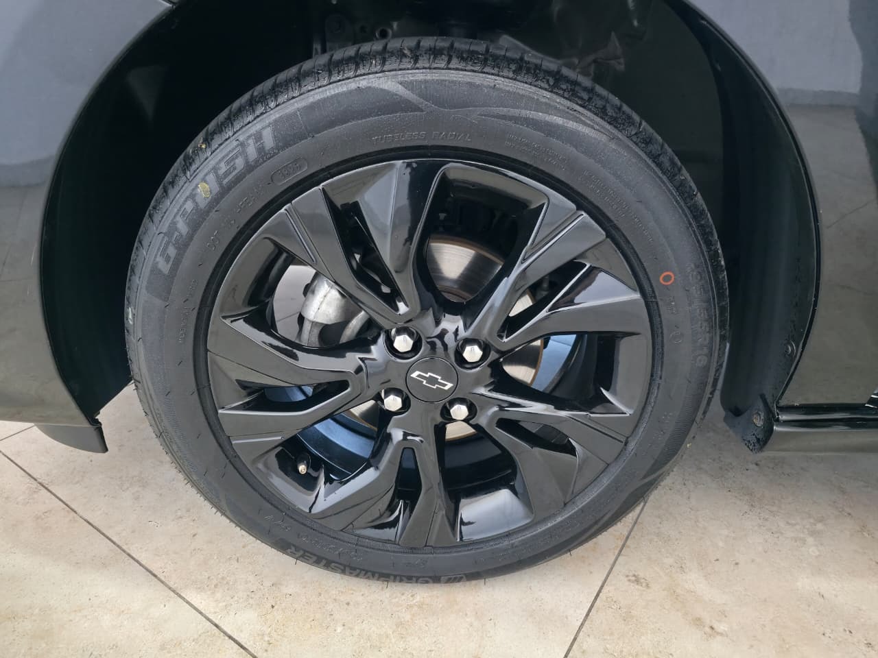 Chevrolet Onix Hatch RS 1.0 Tb 12V Flex 5P Aut. - foto 13