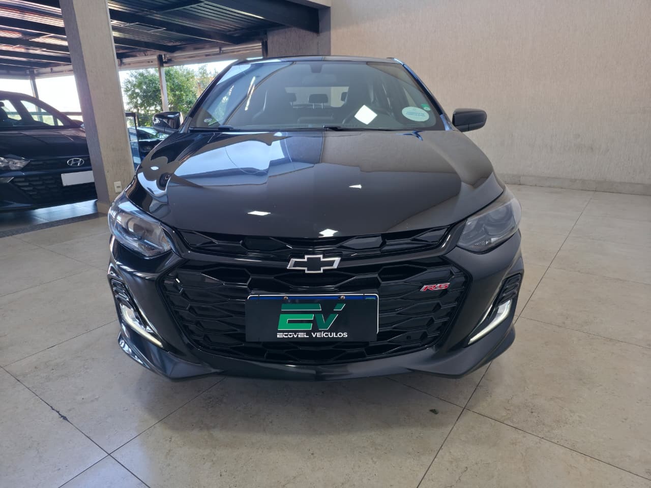 Chevrolet Onix Hatch RS 1.0 Tb 12V Flex 5P Aut. - foto 3