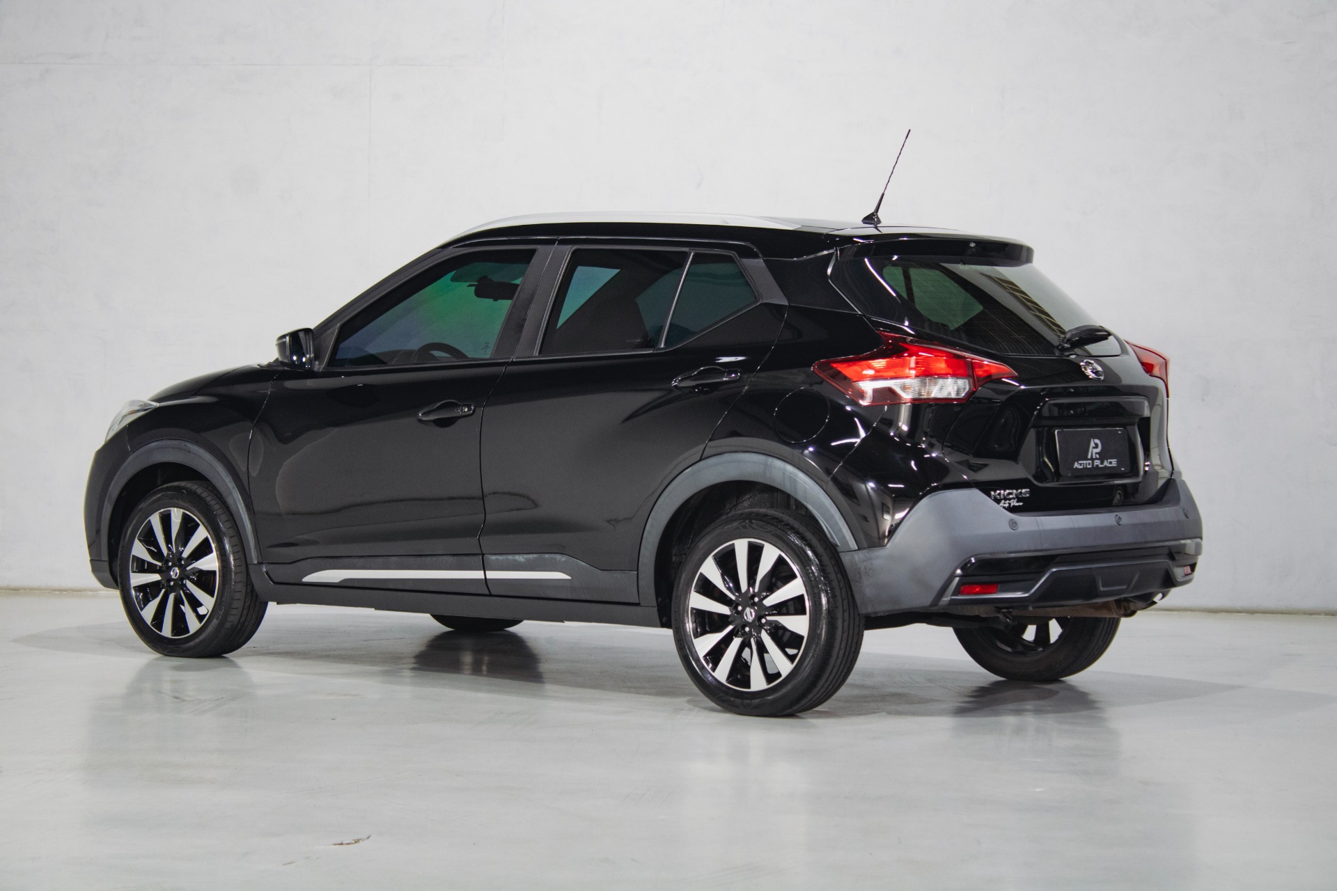 Nissan Kicks Sv 1.6 16V Flexstar 5P Aut. - foto 4