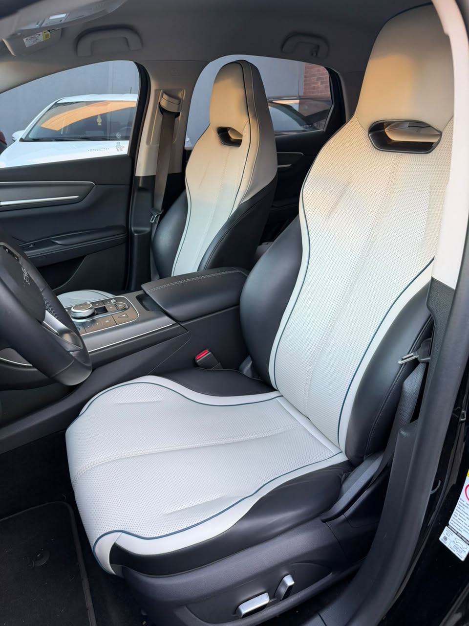 BYD King Gs 1.5 16V Aut. (hibrido) - foto 4