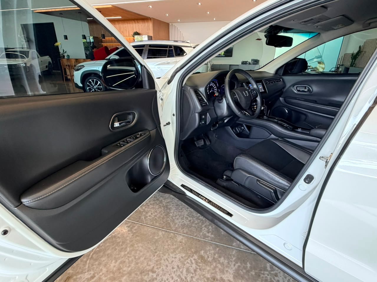 Honda HR-V EXL 1.8 Flexone 16V 5P Aut. - foto 9