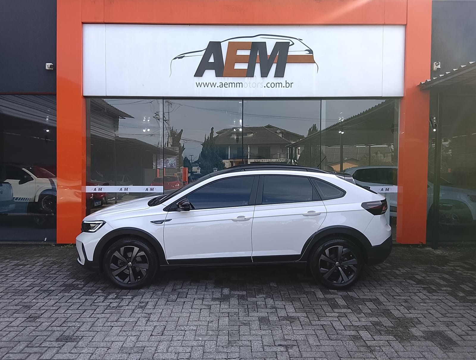 Volkswagen Nivus Highline 1.0 200 TSI Flex Aut. - foto 4