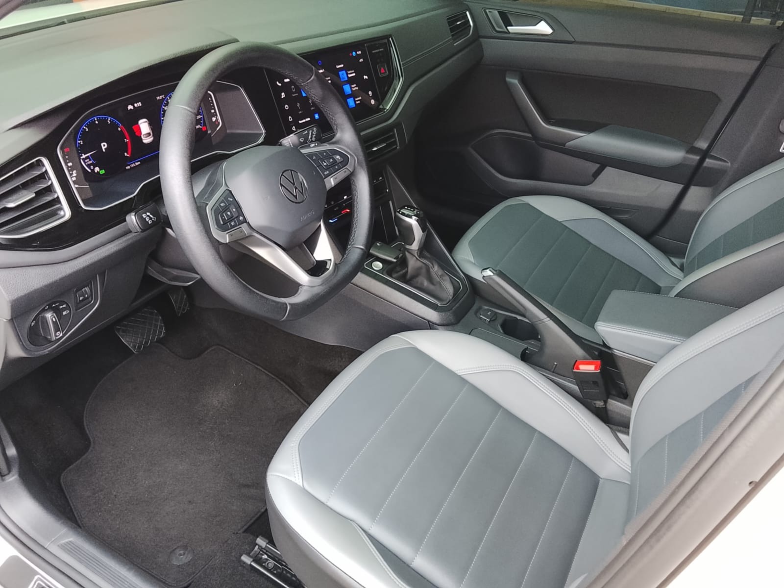 Volkswagen Nivus Highline 1.0 200 TSI Flex Aut. - foto 8
