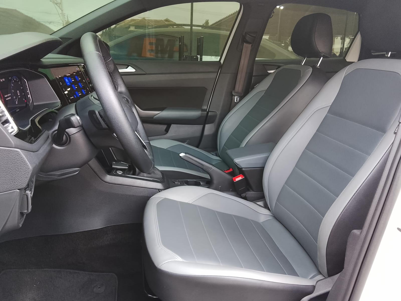 Volkswagen Nivus Highline 1.0 200 TSI Flex Aut. - foto 9