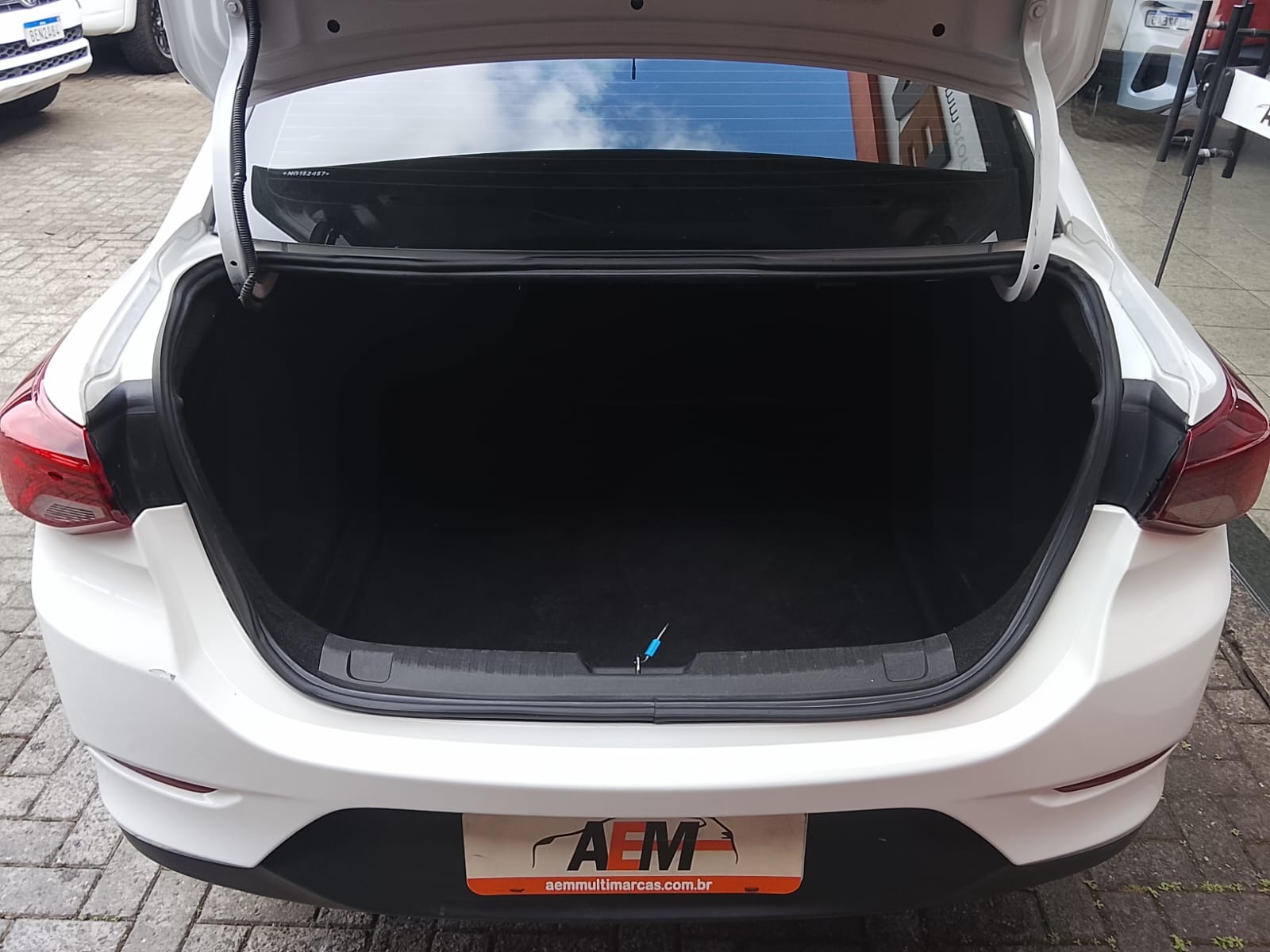 Chevrolet Onix Hatch LT 1.0 12V Tb Flex 5P Mec. - foto 17
