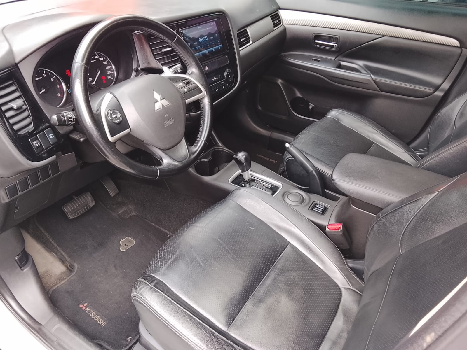 Mitsubishi Outlander 2.0 16V 160cv Aut. - foto 8