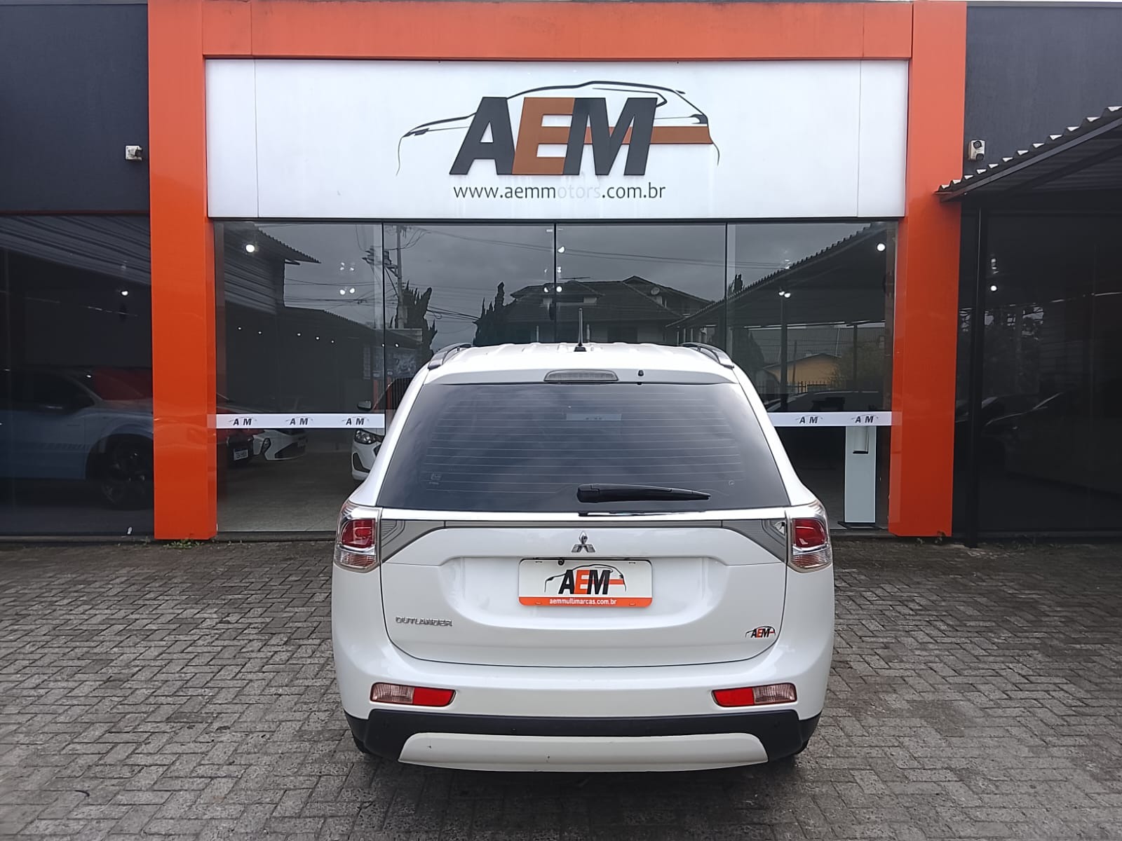 Mitsubishi Outlander 2.0 16V 160cv Aut. - foto 17