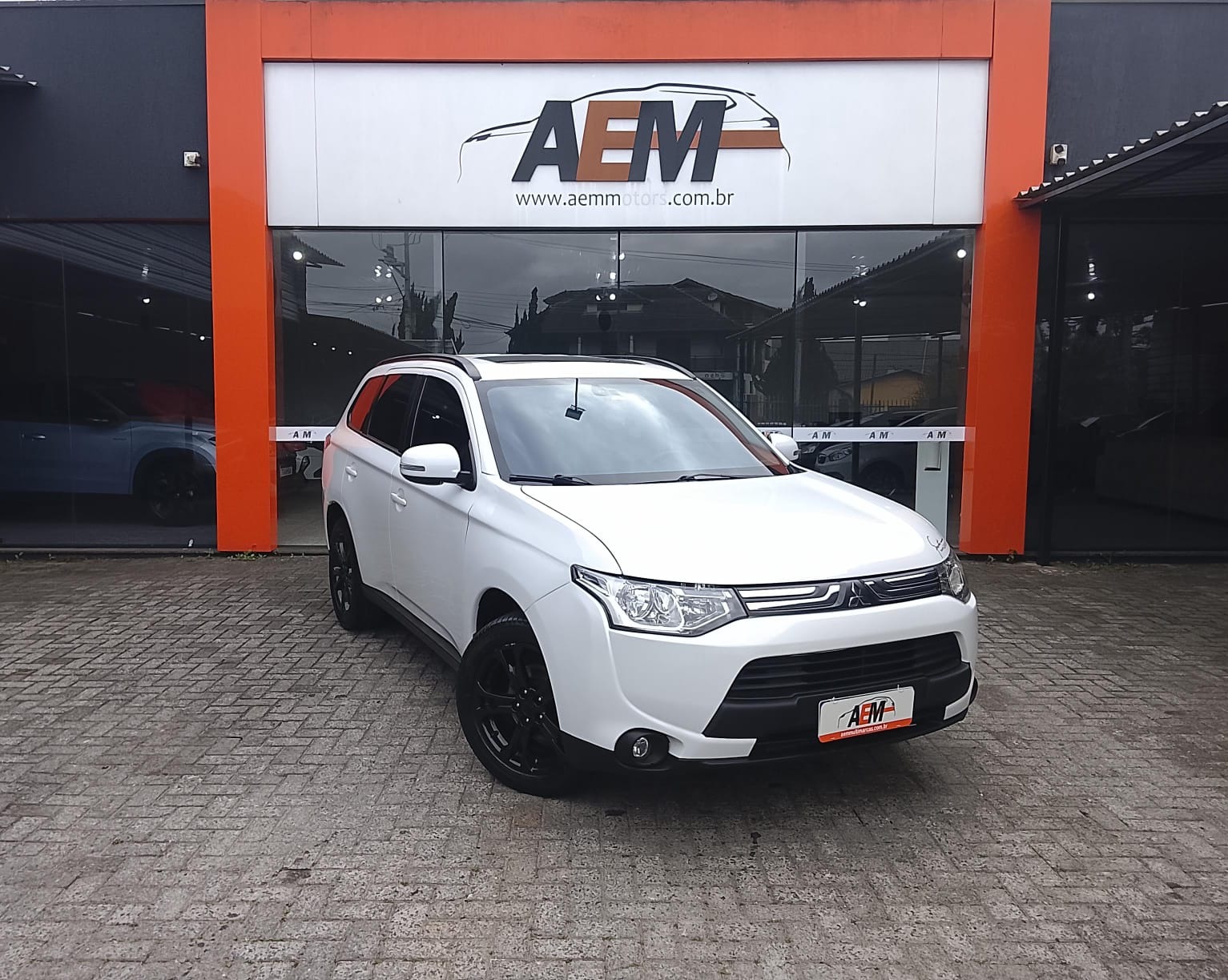 Mitsubishi Outlander 2.0 16V 160cv Aut. - foto 3