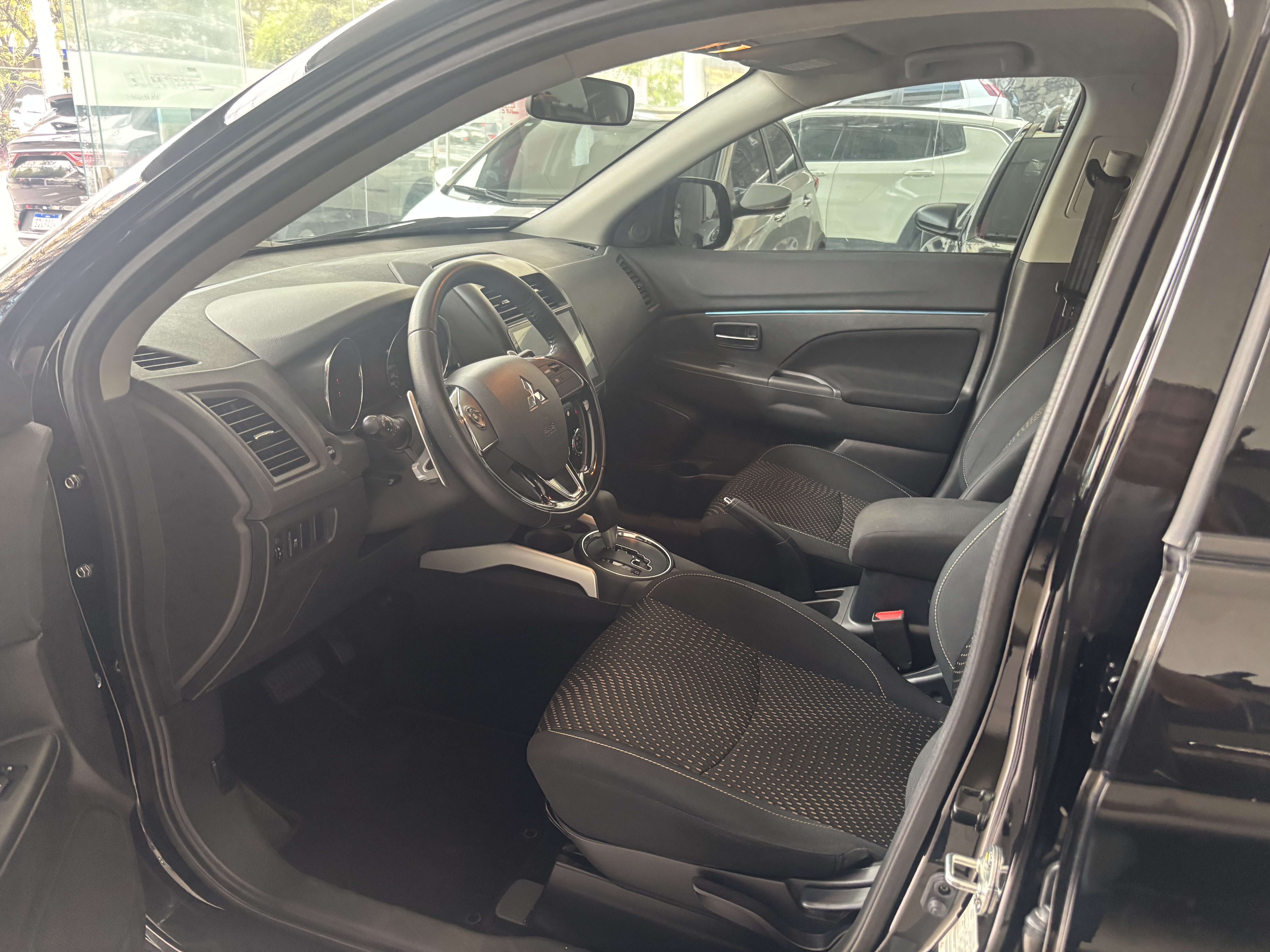 Mitsubishi ASX 2.0 16V 4X2 Flex Aut. - foto 8