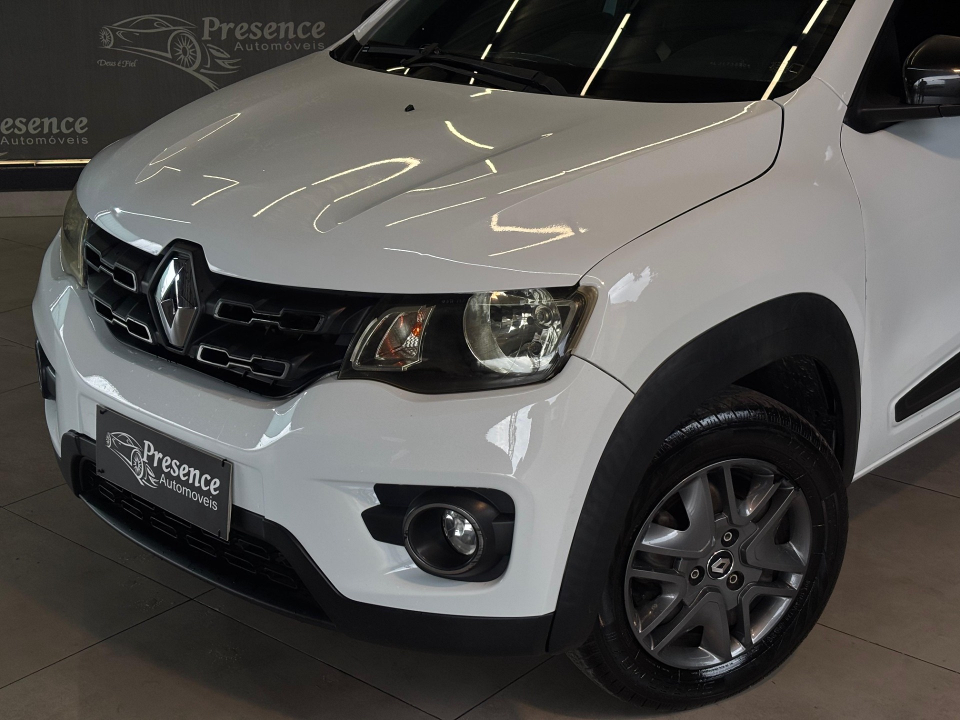 Renault Kwid Intense 1.0 Flex 12V 5P Mec. - foto 2