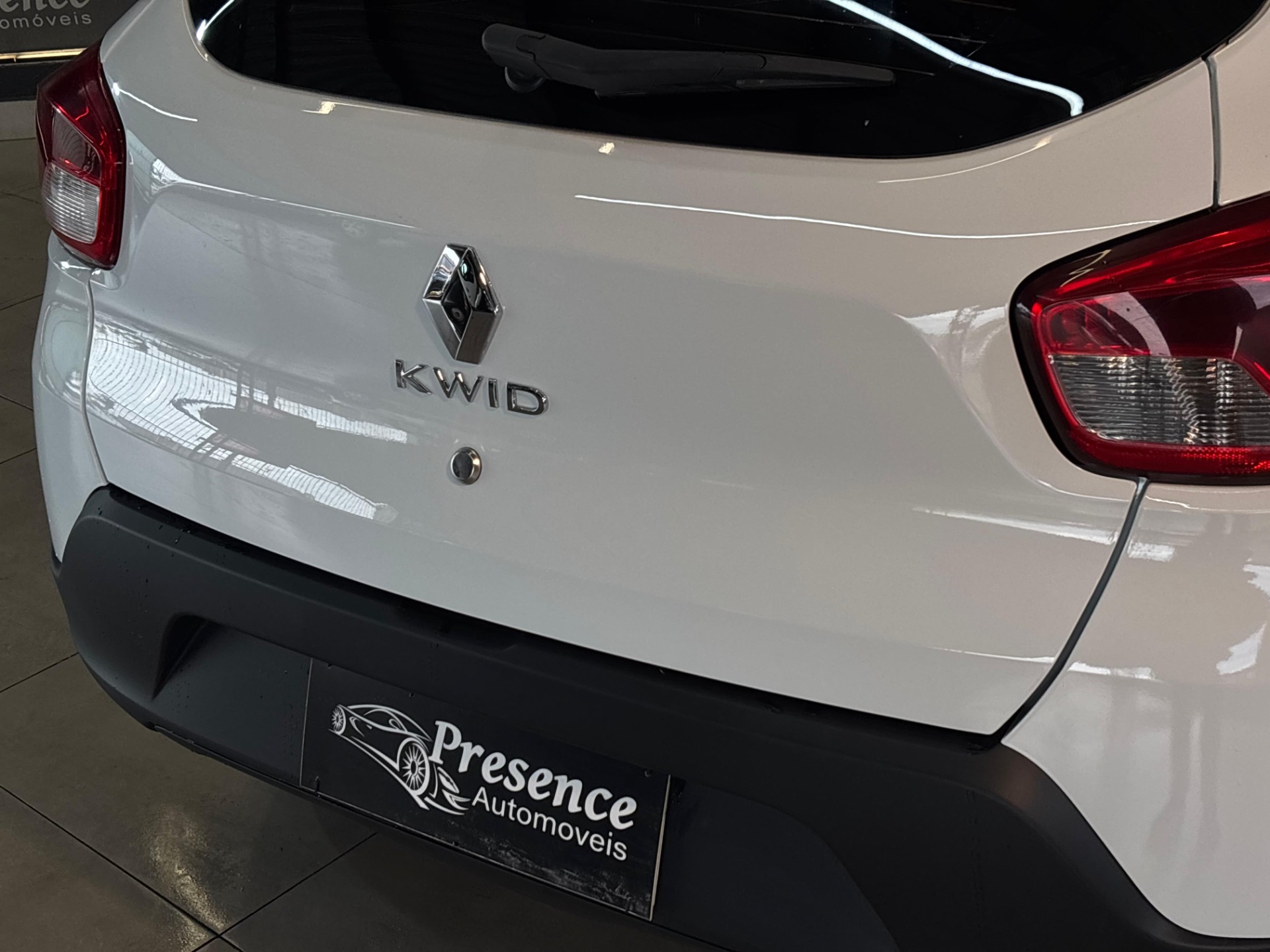 Renault Kwid Intense 1.0 Flex 12V 5P Mec. - foto 7