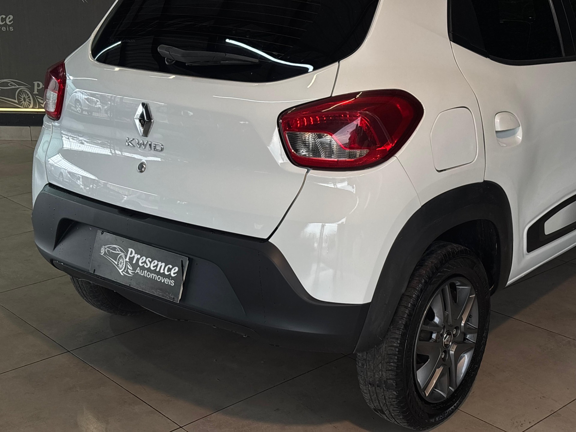 Renault Kwid Intense 1.0 Flex 12V 5P Mec. - foto 6