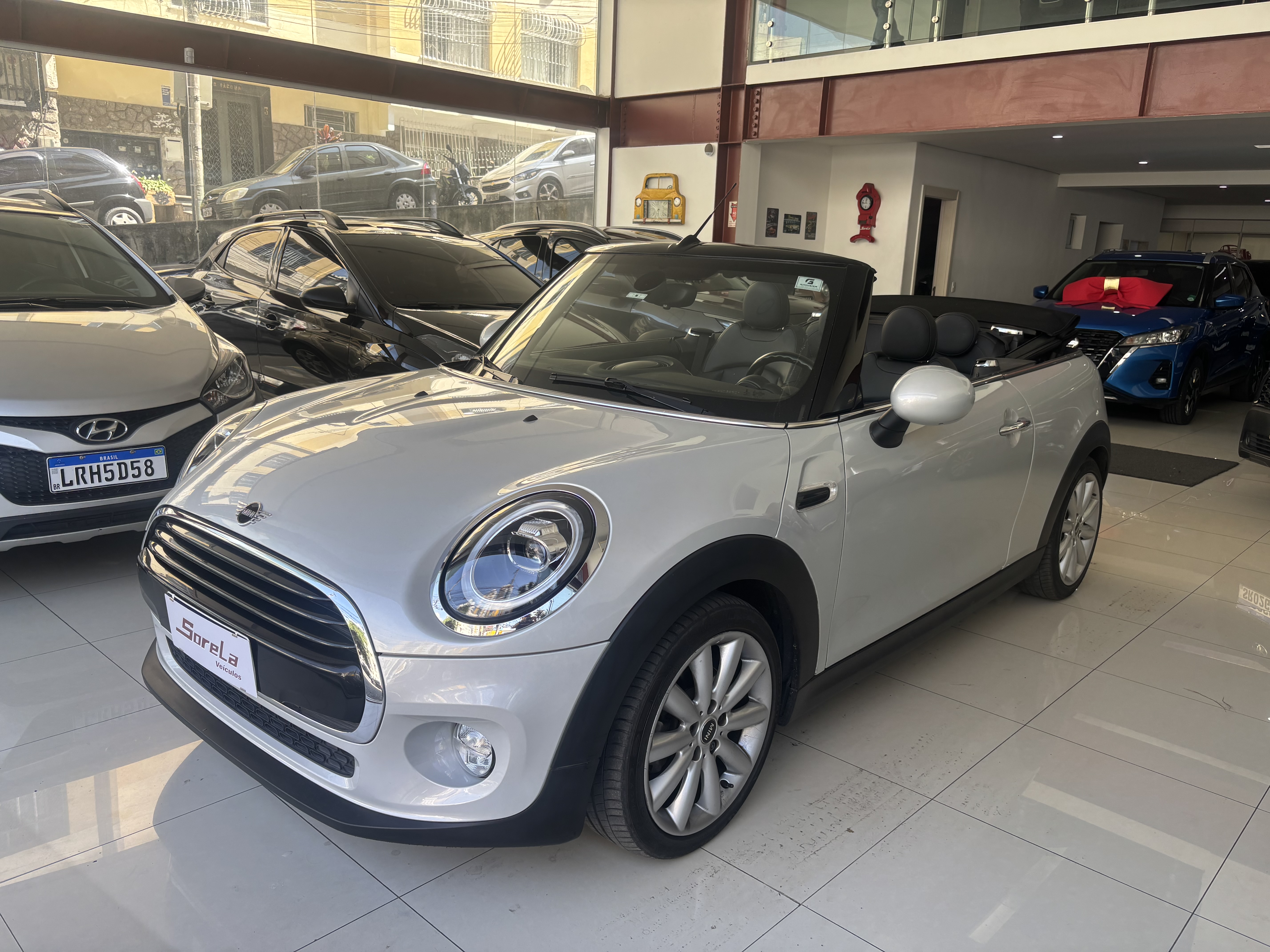 MINI Cooper Cabrio 1.5 Turbo 12V Aut. - foto 2