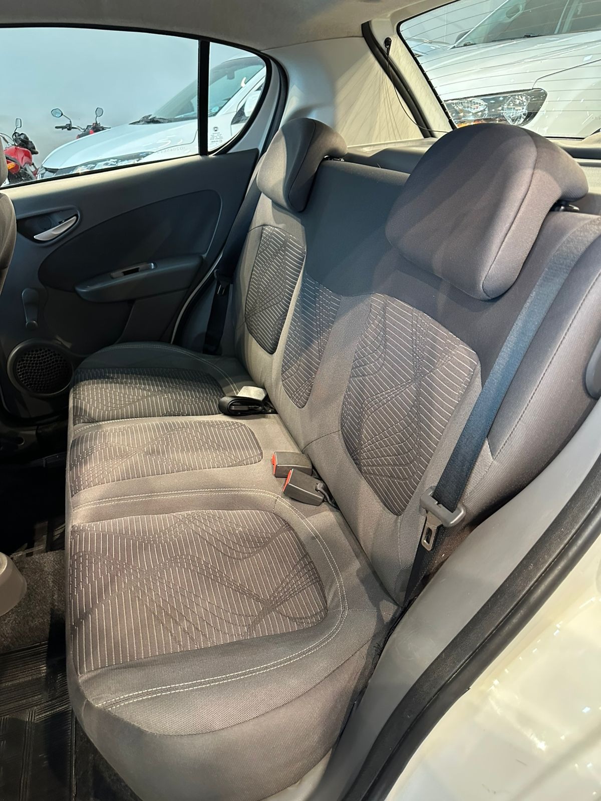 Fiat Palio Attractive 1.0 Evo Fire Flex 8V 5P - foto 16