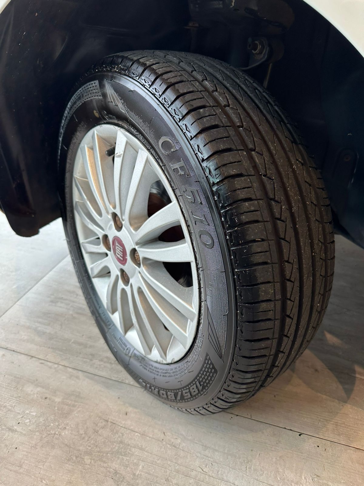 Fiat Palio Attractive 1.0 Evo Fire Flex 8V 5P - foto 13