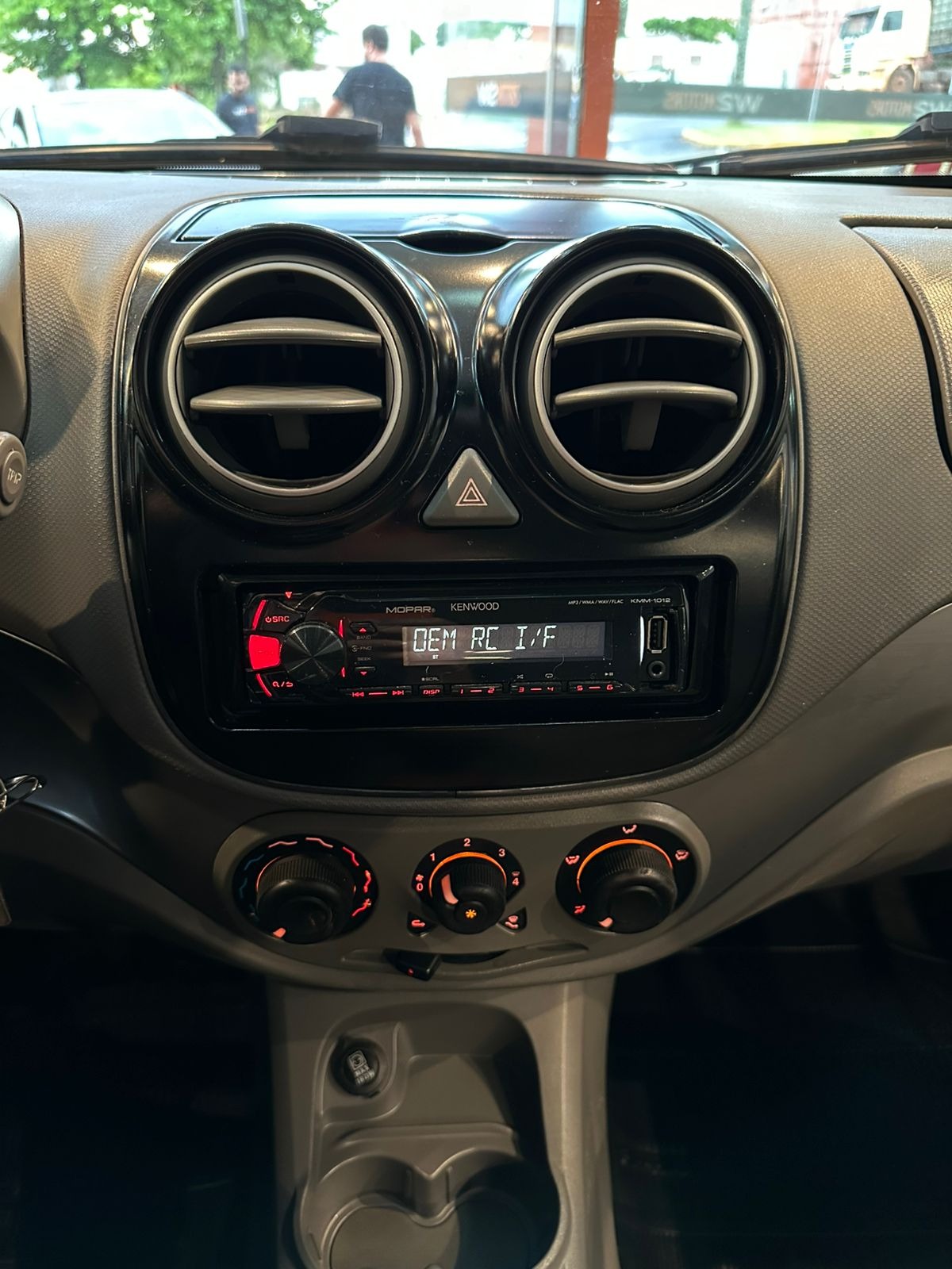 Fiat Palio Attractive 1.0 Evo Fire Flex 8V 5P - foto 9
