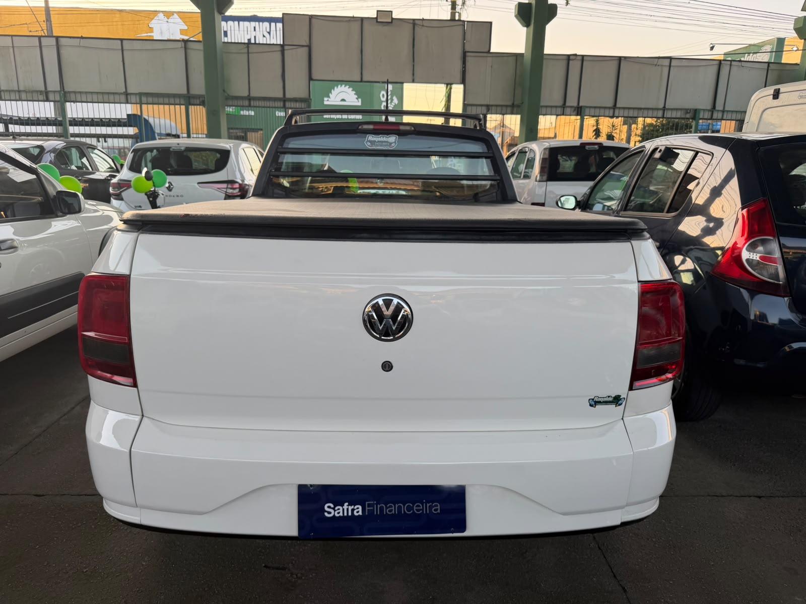 Volkswagen Saveiro Robust 1.6 Total Flex 8V - foto 8