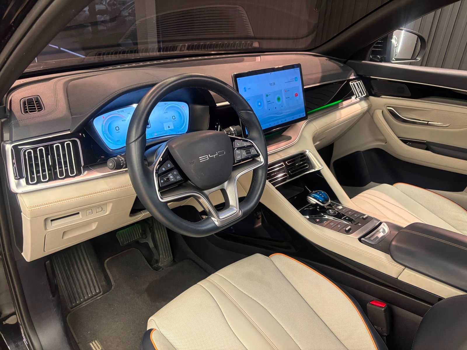 BYD Song Plus Plus 1.5 16V Aut. (hibrido) - foto 13