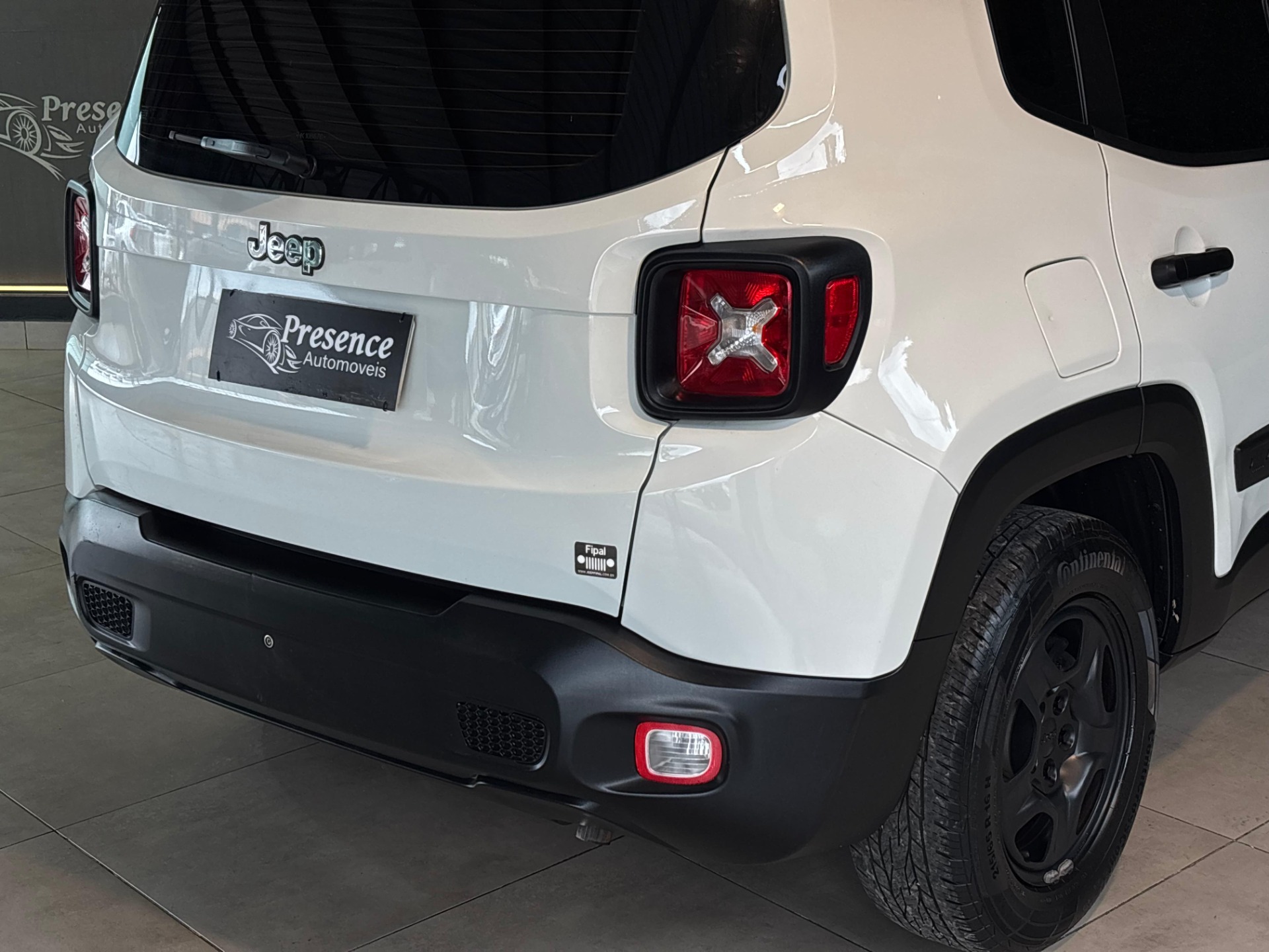 Jeep Renegade 1.8 4X2 Flex 16V Aut. - foto 7