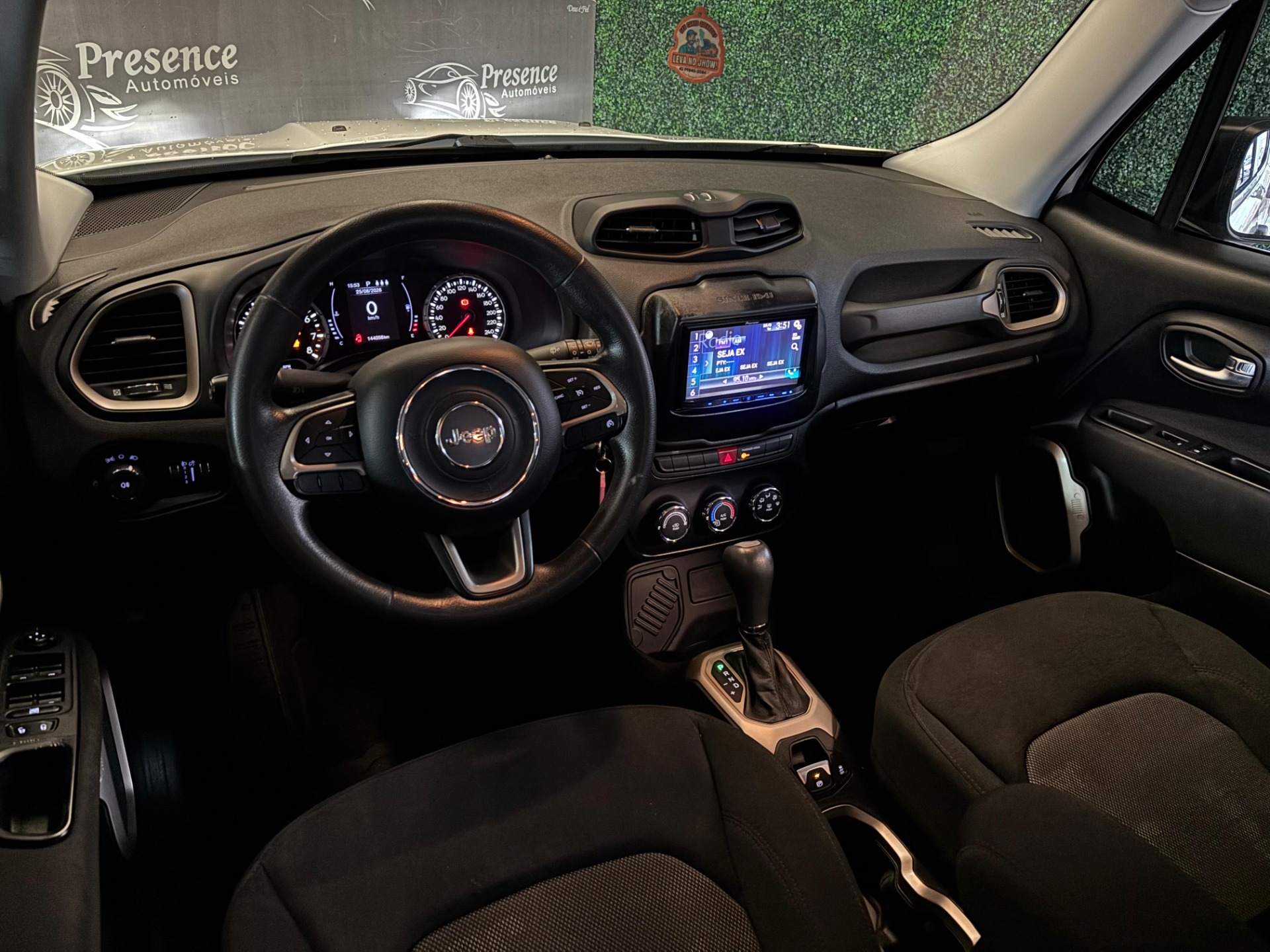 Jeep Renegade 1.8 4X2 Flex 16V Aut. - foto 17