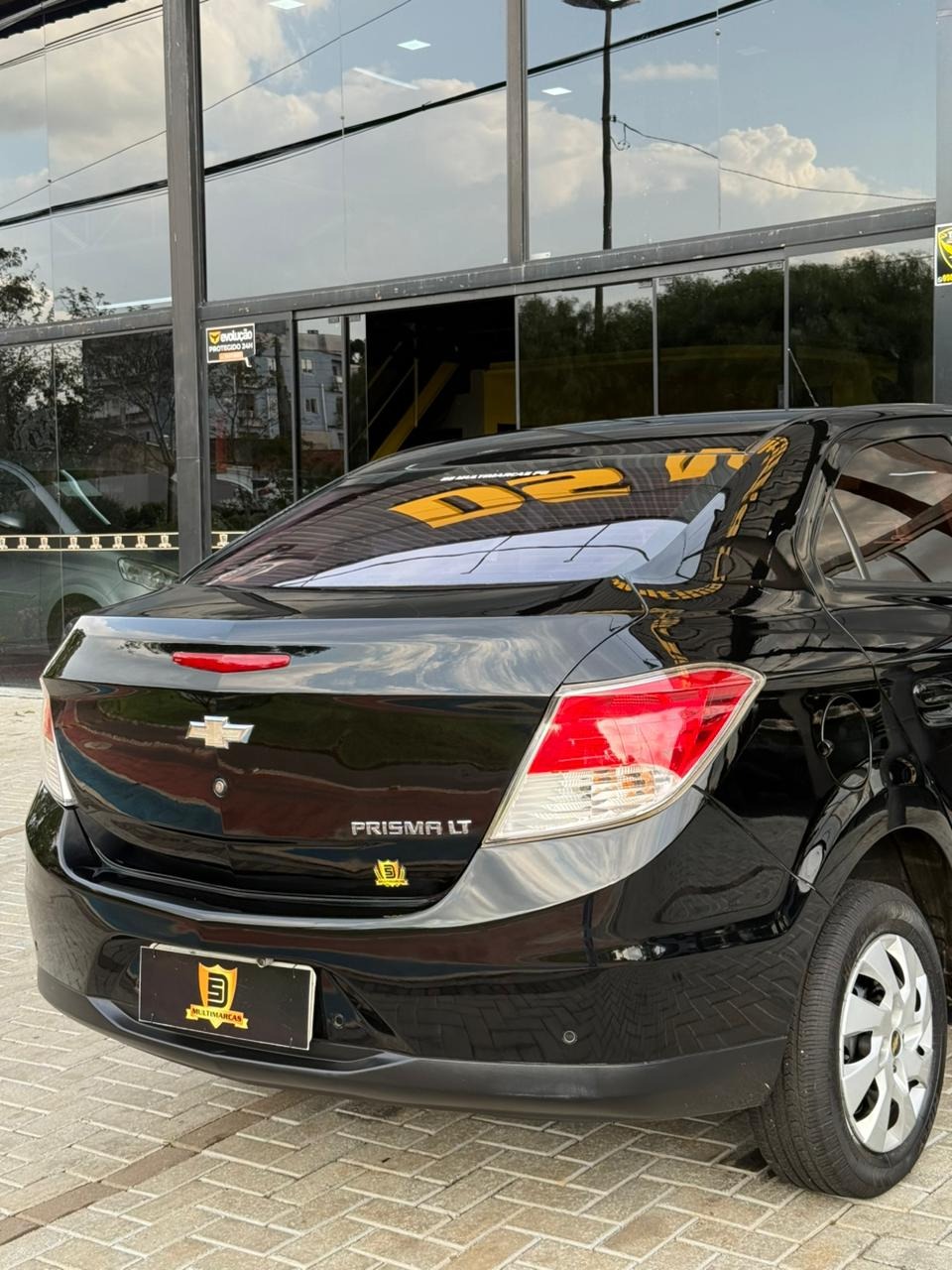 Chevrolet Prisma Sed. LT 1.0 8V Flexpower 4P - foto 10