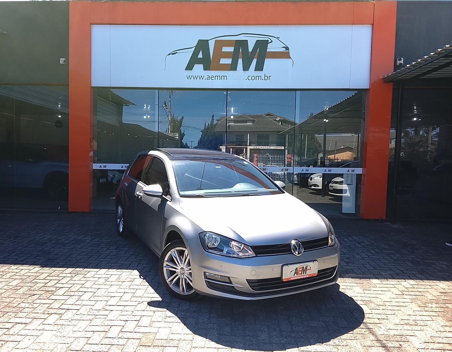Volkswagen Golf Comfortline 1.0 TSI Total Flex Mec. - foto 3