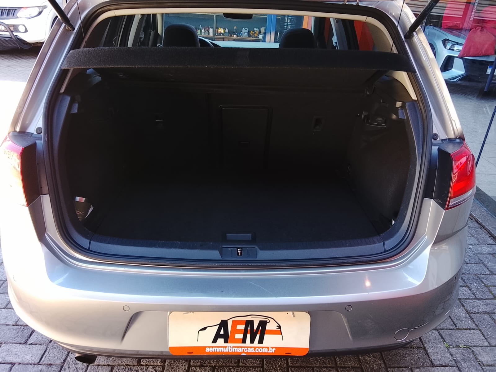 Volkswagen Golf Comfortline 1.0 TSI Total Flex Mec. - foto 18