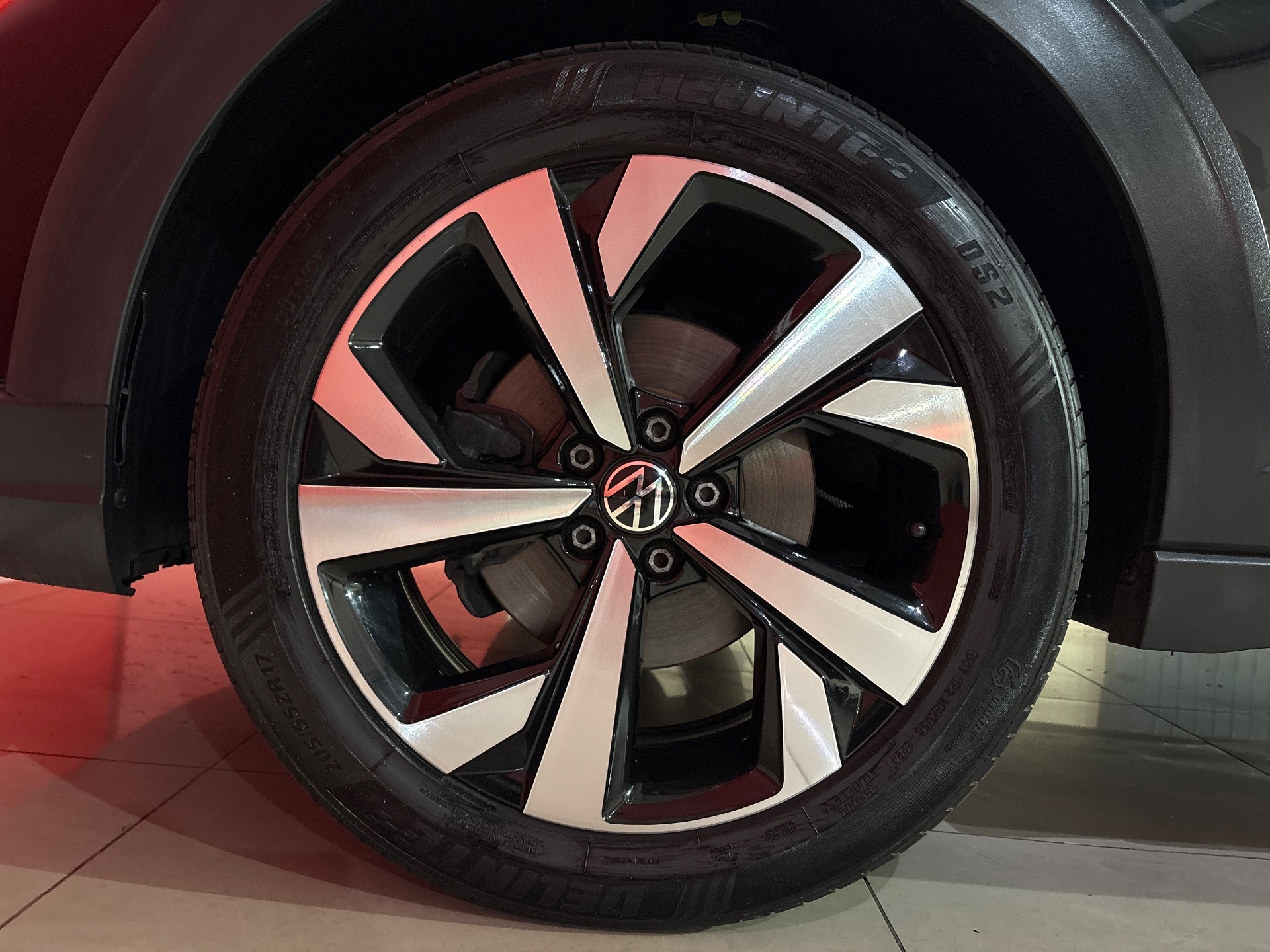 Volkswagen Nivus Highline 1.0 200 TSI Flex Aut. - foto 5