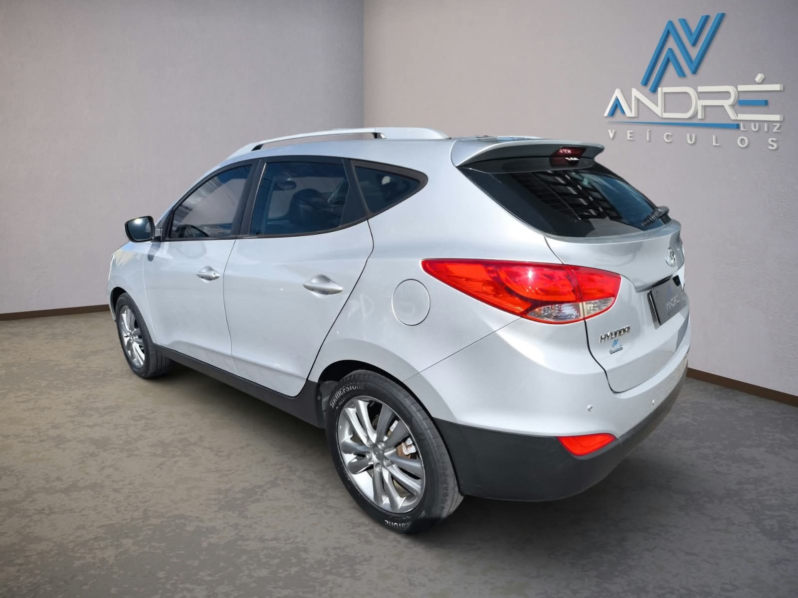 Hyundai ix35 2.0 16V 170cv 2wd 4wd Aut. - foto 4