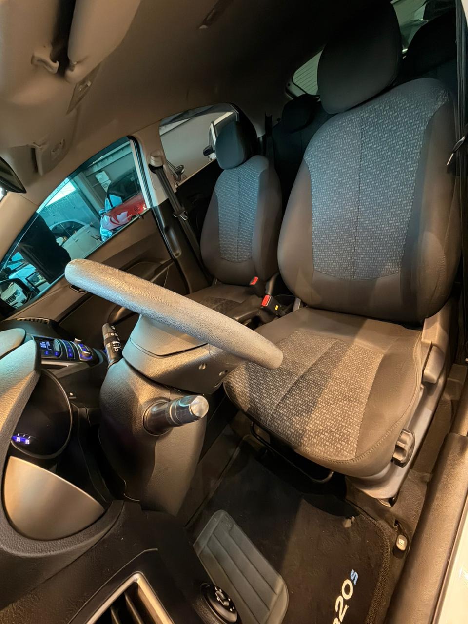 Hyundai HB20 Comf. C.plus C.style 1.0 Flex 12V - foto 8