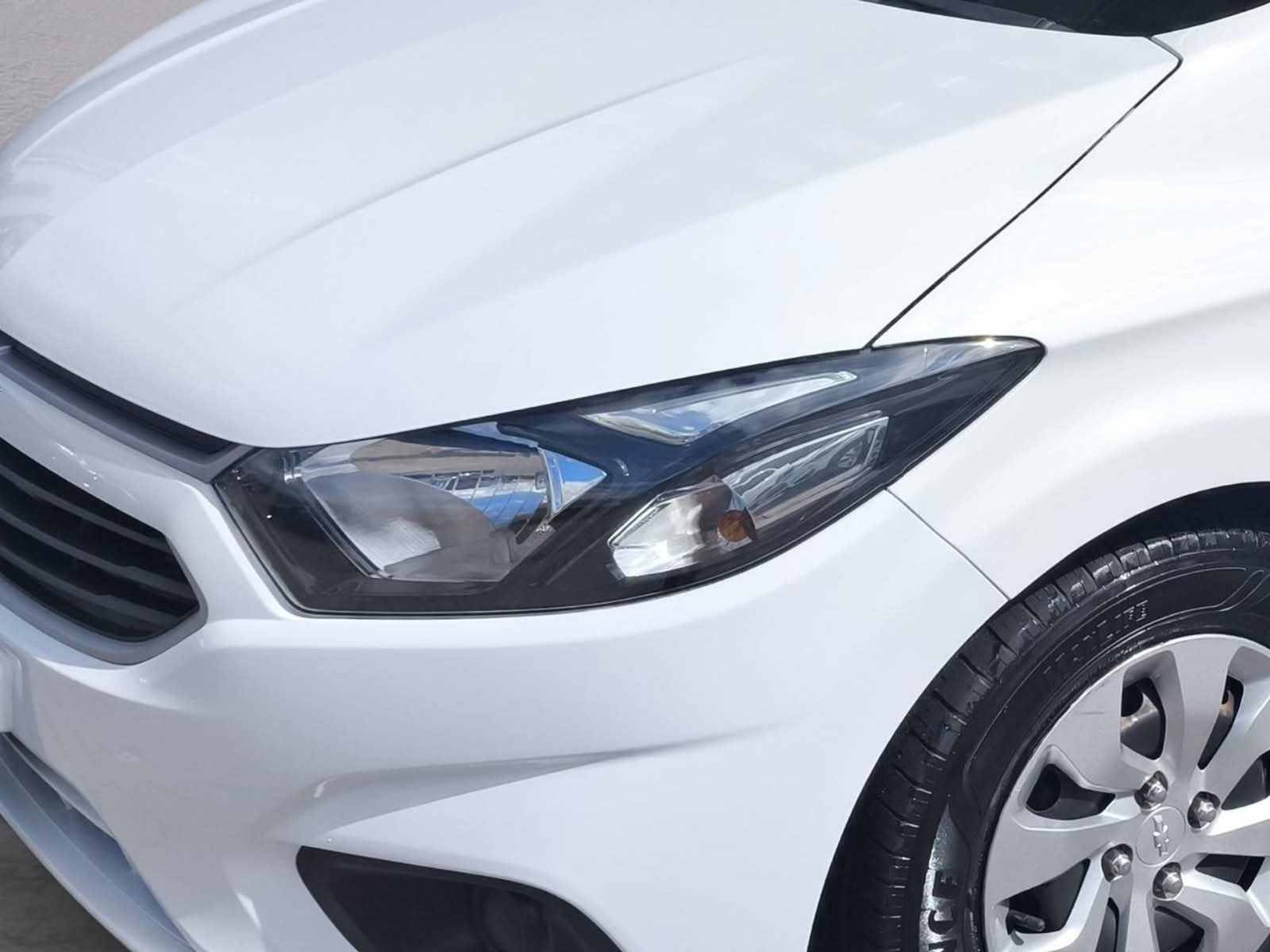 Chevrolet Onix Hatch Joy 1.0 8V Flex 5P Mec. - foto 5
