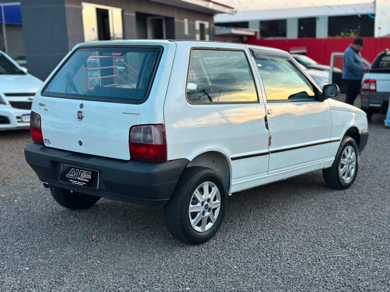 Fiat Uno Mille 1.0 Fire F.flex Economy 2P - foto 6