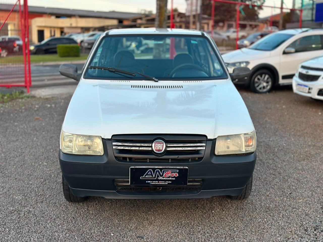 Fiat Uno Mille 1.0 Fire F.flex Economy 2P - foto 2