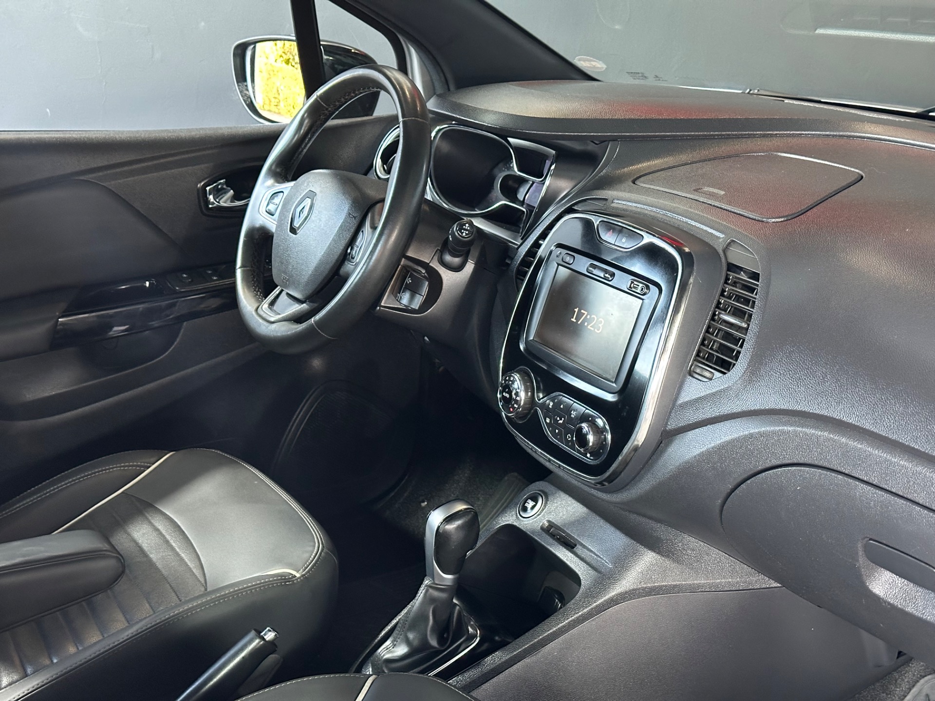 Renault Captur Intense 2.0 16V Flex 5P Aut. - foto 18