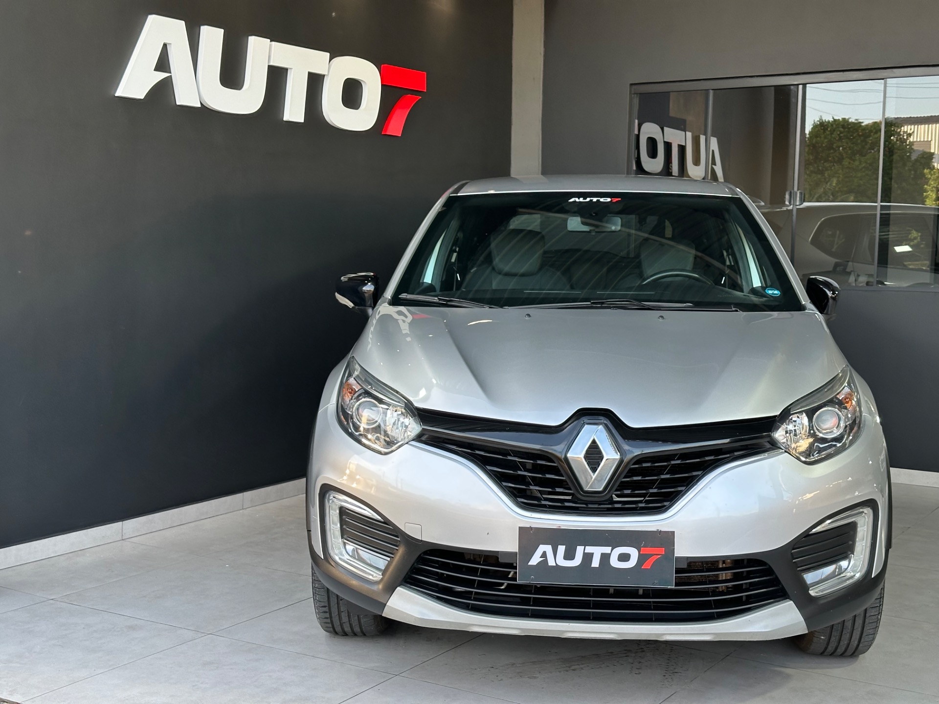 Renault Captur Intense 2.0 16V Flex 5P Aut. - foto 5