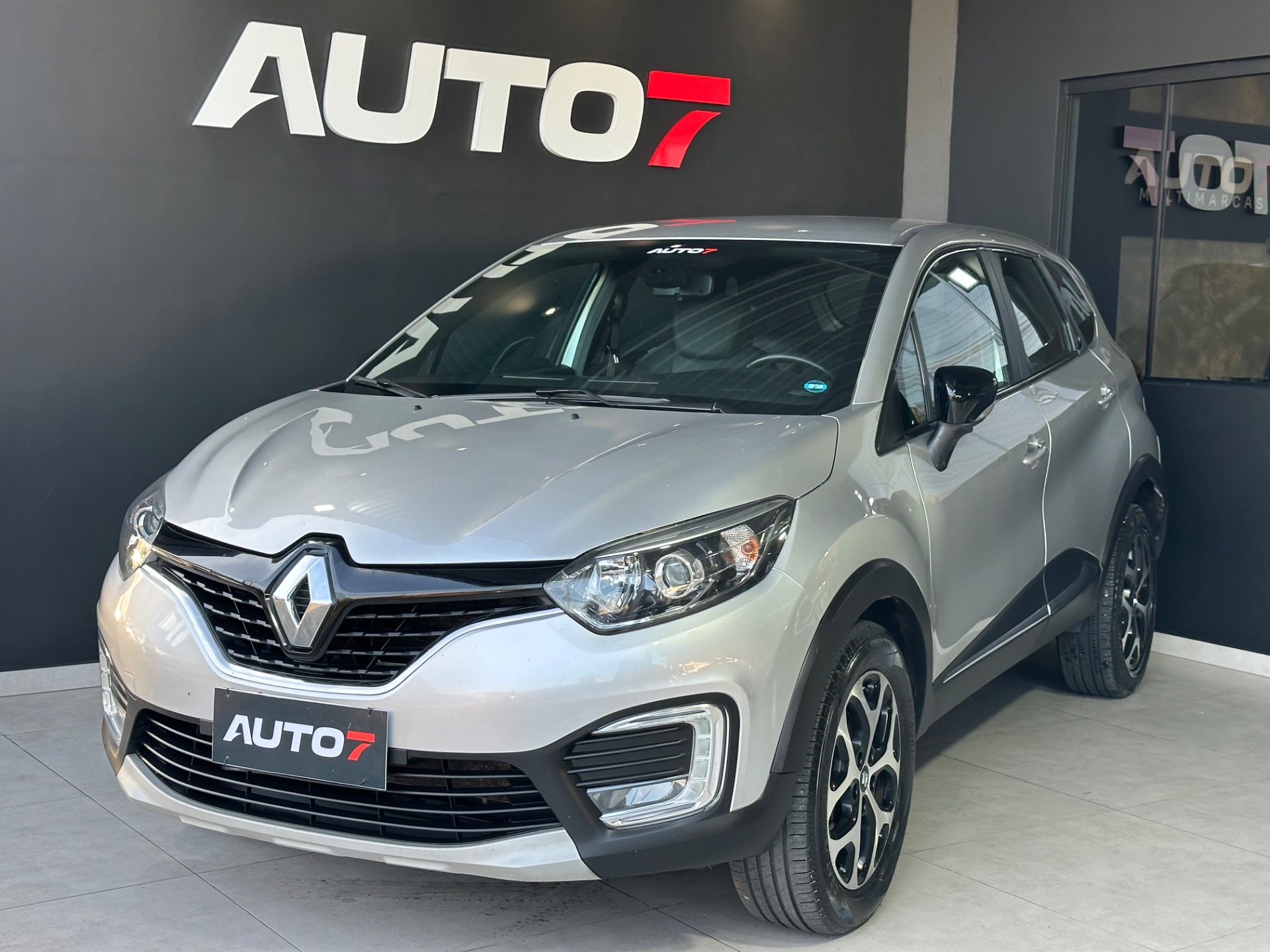 Renault Captur Intense 2.0 16V Flex 5P Aut. - foto 2