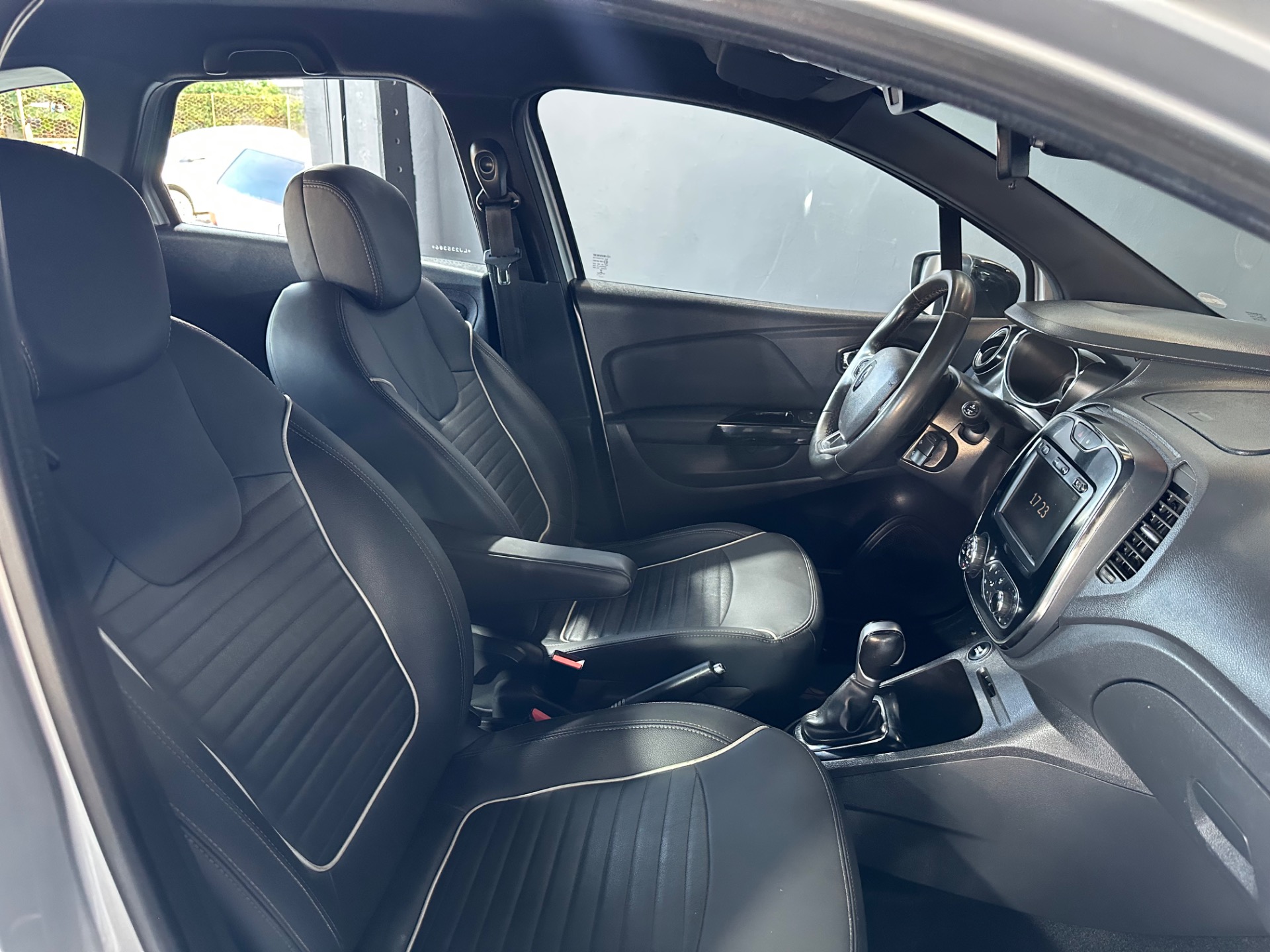Renault Captur Intense 2.0 16V Flex 5P Aut. - foto 19