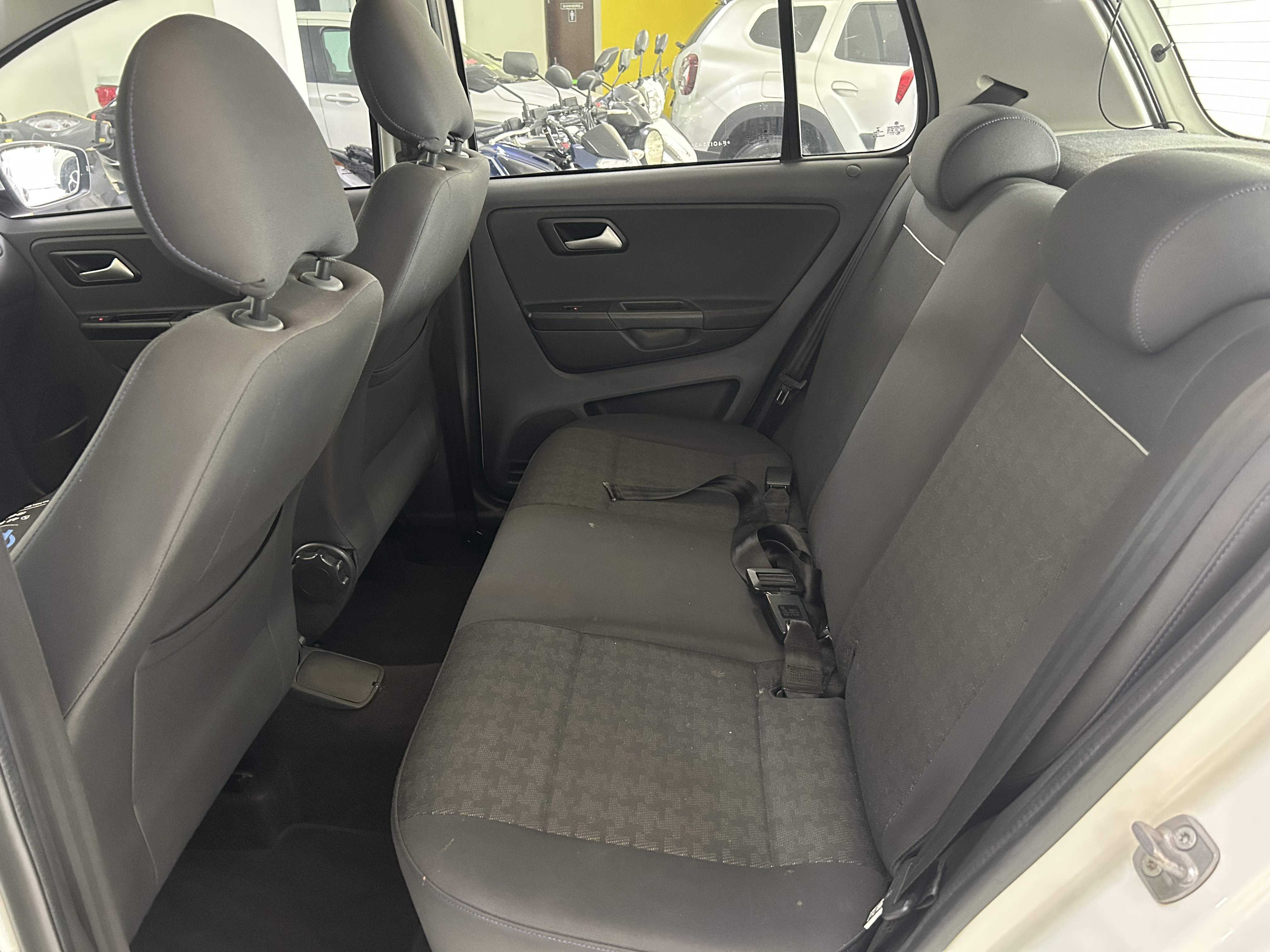 Volkswagen Fox Comfortline 1.6 Flex 8V 5P - foto 7