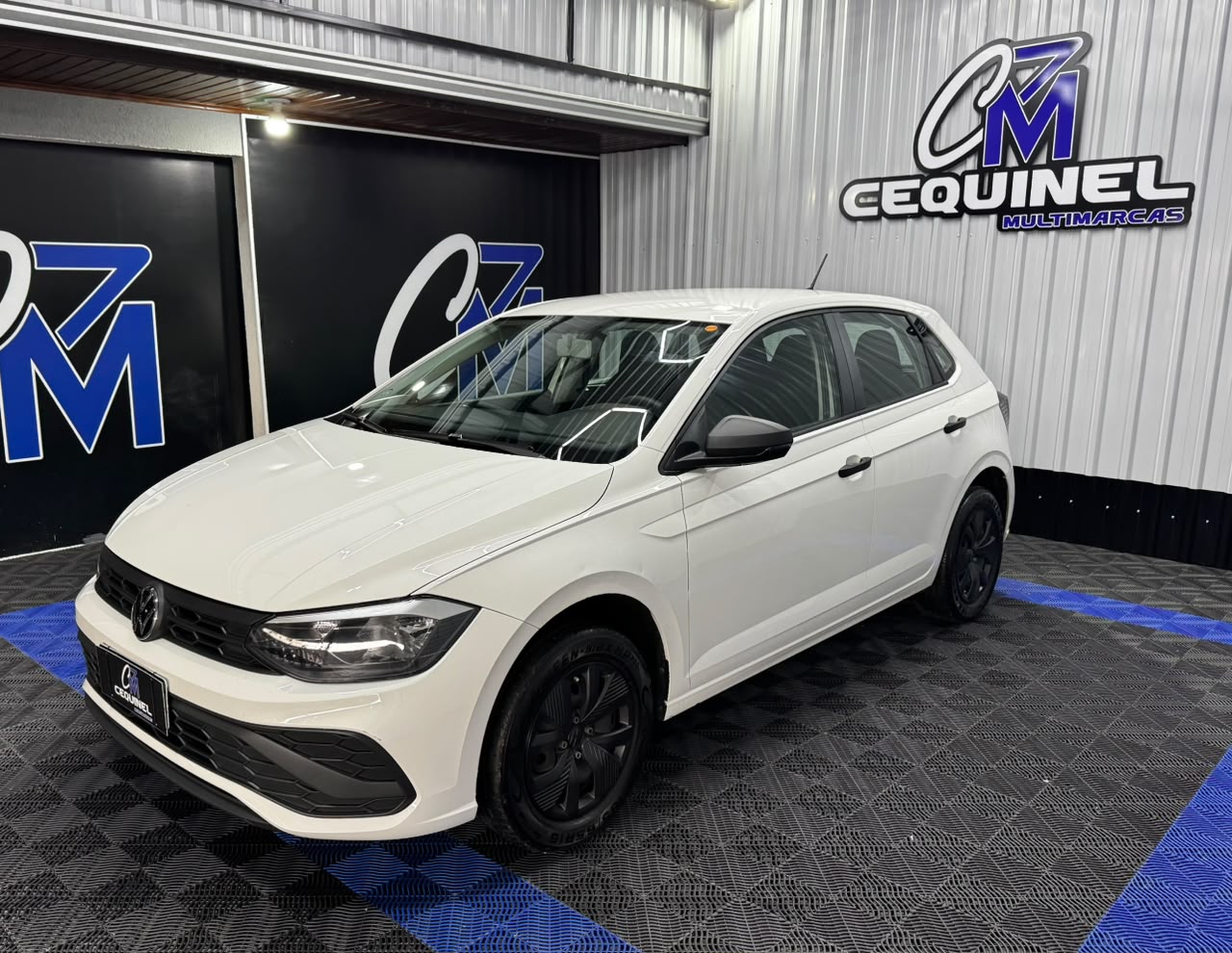 Volkswagen Polo Track 1.0 Flex 12V 5P - foto 4