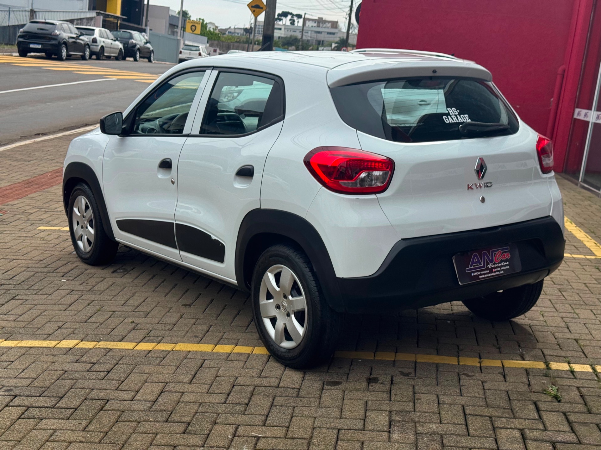 Renault Kwid Zen 1.0 Flex 12V 5P Mec. - foto 4