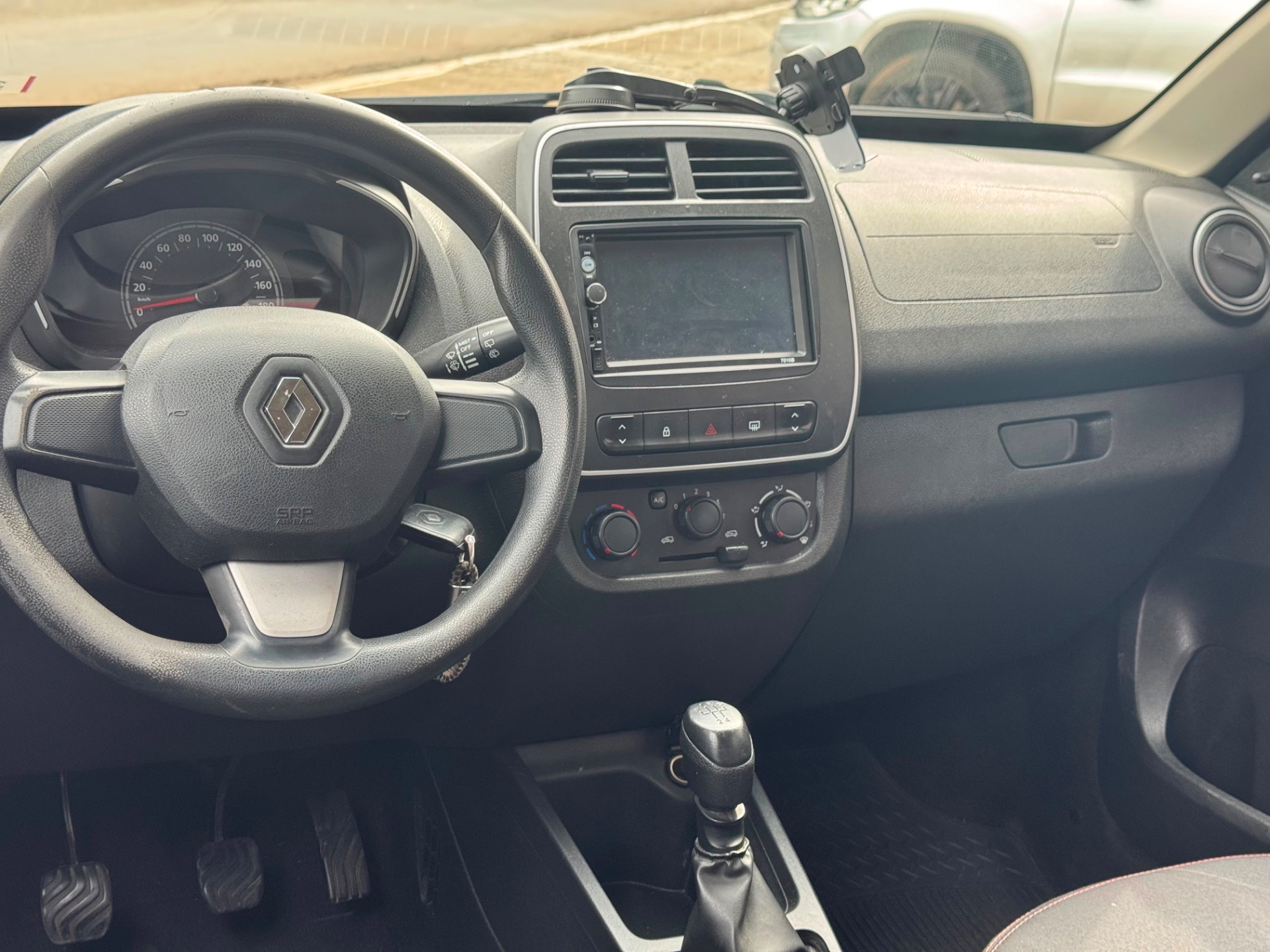 Renault Kwid Zen 1.0 Flex 12V 5P Mec. - foto 8