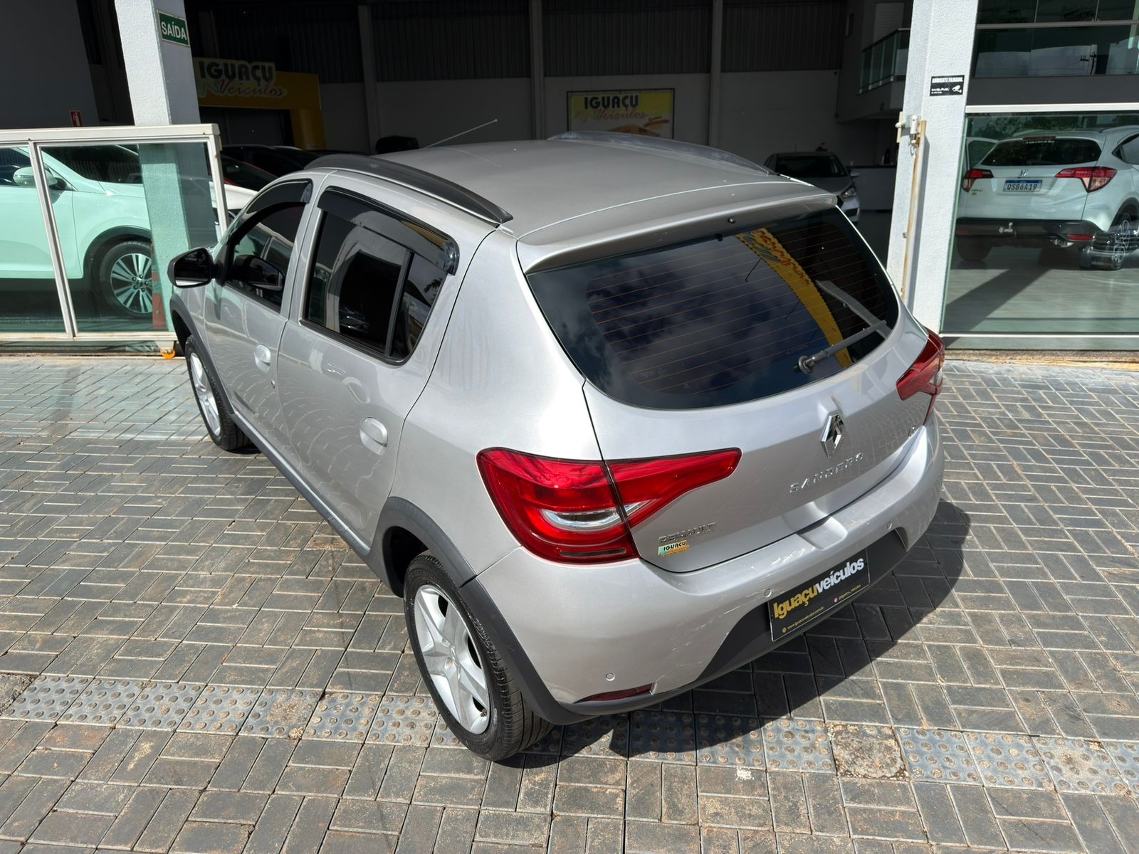 Renault Sandero Zen Flex 1.6 16V 5P Aut. - foto 6