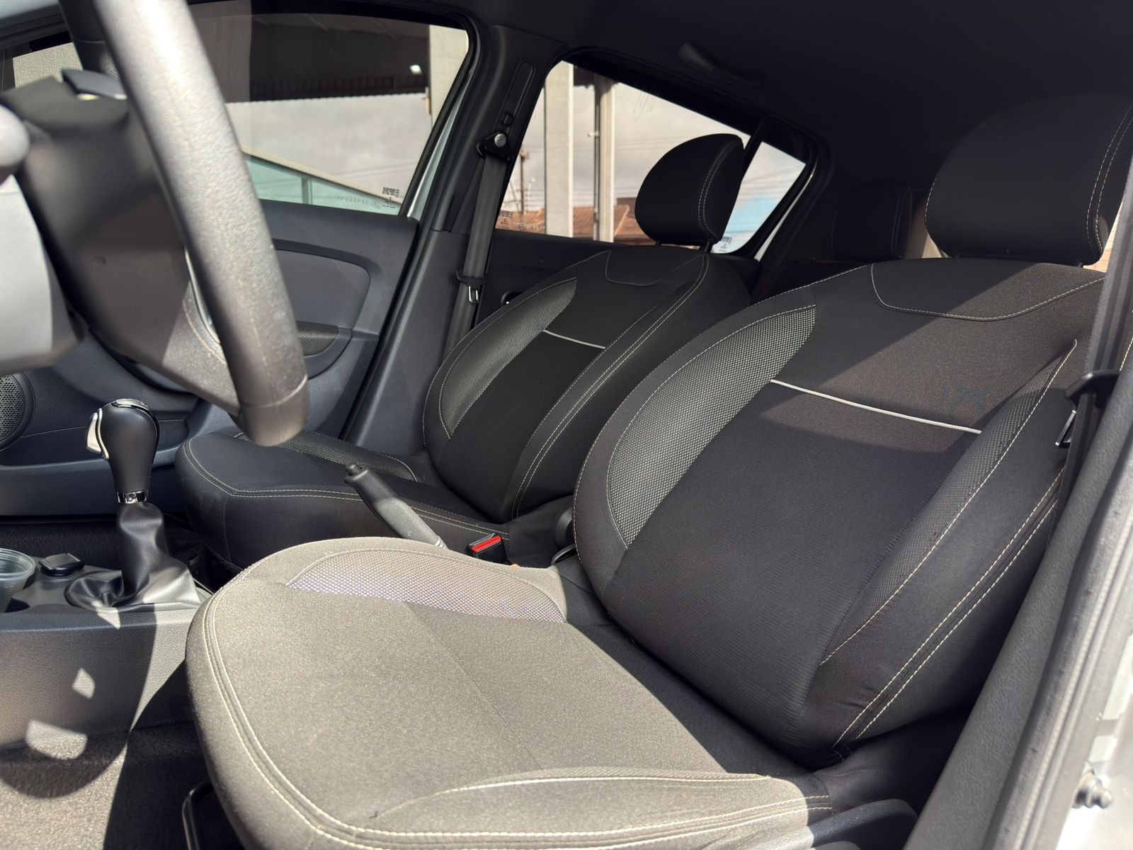 Renault Sandero Zen Flex 1.6 16V 5P Aut. - foto 16