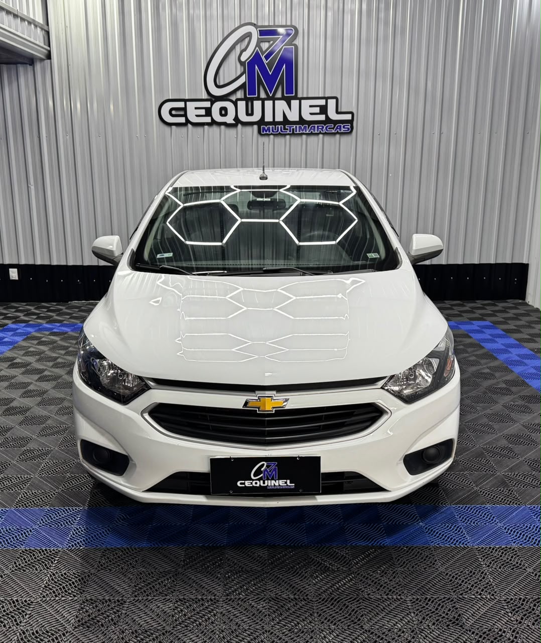 Chevrolet Onix Hatch LT 1.4 8V Flexpower 5P Mec. - foto 3