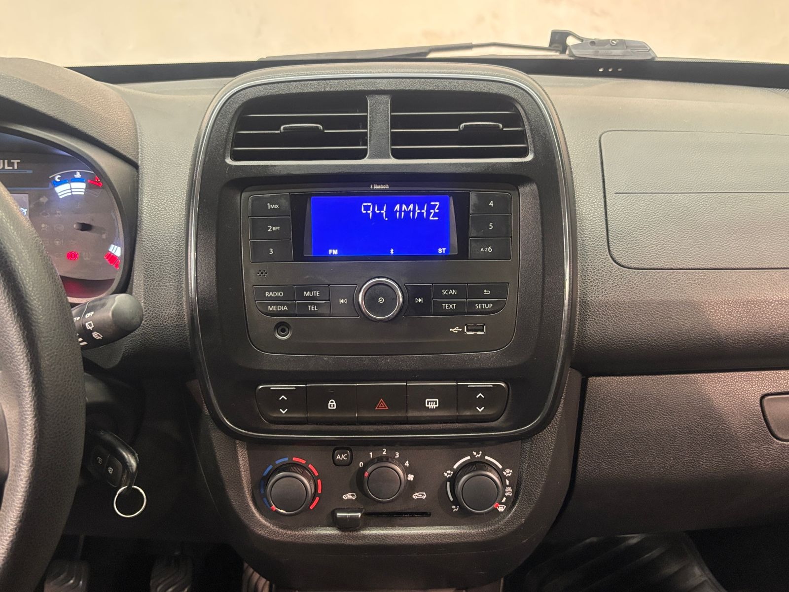Renault Kwid Zen 1.0 Flex 12V 5P Mec. - foto 11