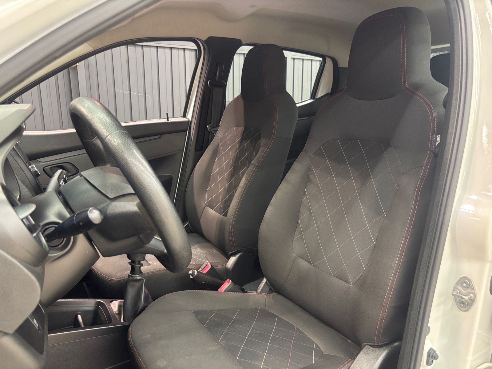 Renault Kwid Zen 1.0 Flex 12V 5P Mec. - foto 15