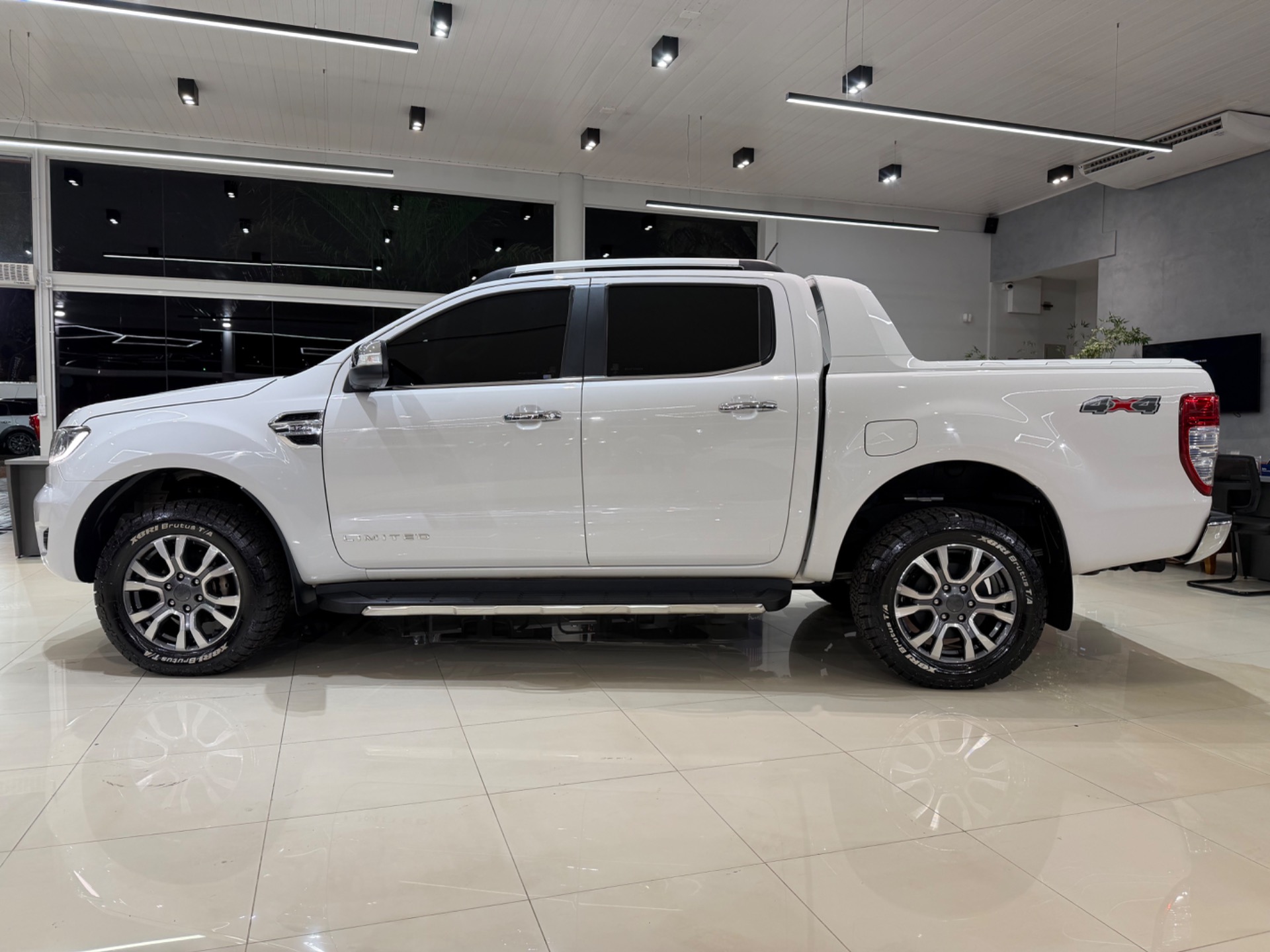 Ford Ranger Limited 3.2 4X4 Cd Diesel Aut. - foto 6